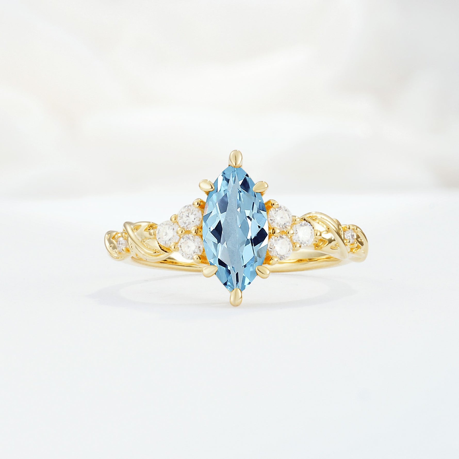 SR17467 Aquamarine Ring - Yellow-Gold