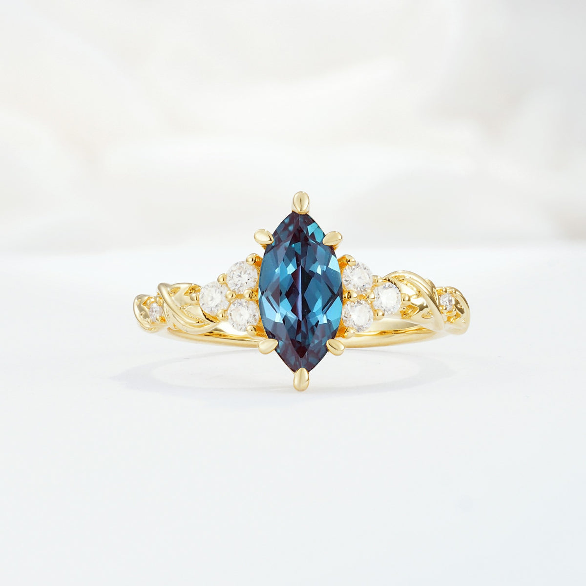 SR17467 Alexandrite Ring - Yellow-Gold