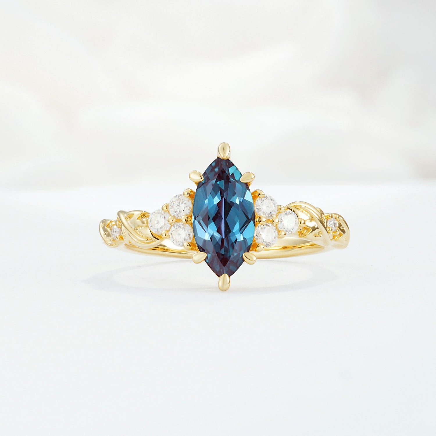 SR17467 Alexandrite Ring - Yellow-Gold