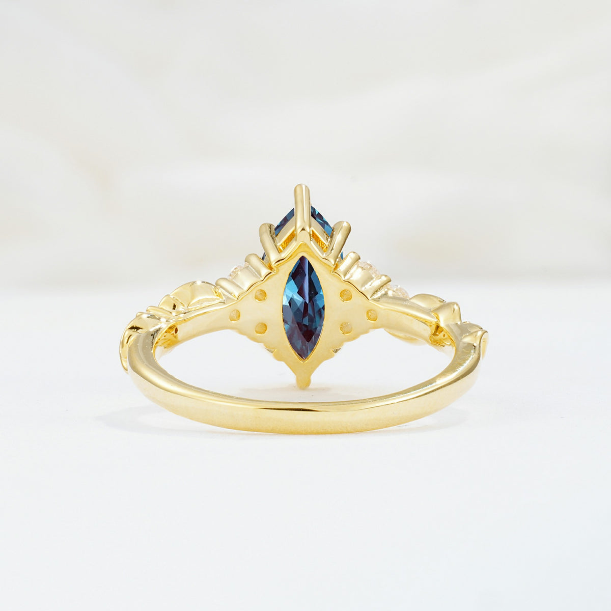 SR17467 Alexandrite Ring - Additional view
