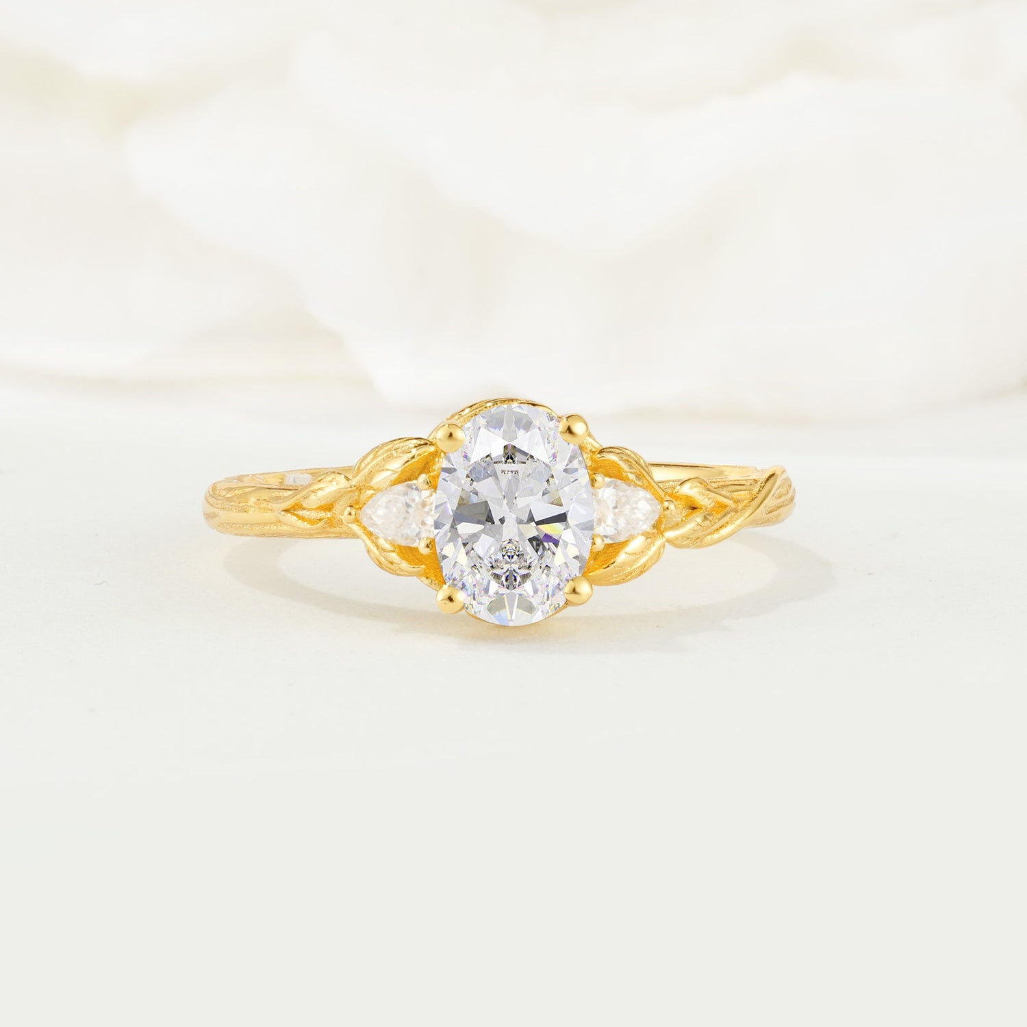 Nature Inspired Heart Cut Moissanite Bridal Ring Set - Additional view