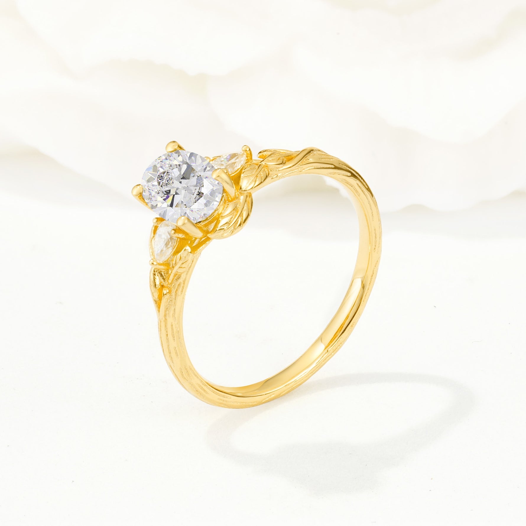 Nature Inspired Heart Cut Moissanite Bridal Ring Set - Additional view