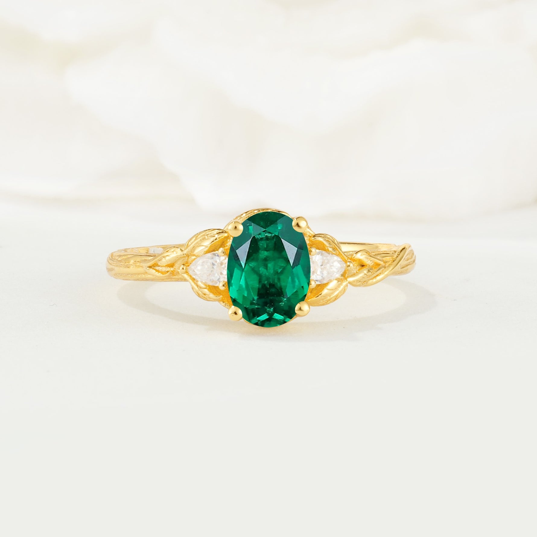 Nature Inspired Heart Cut Emerald Bridal Ring Set - Additional view