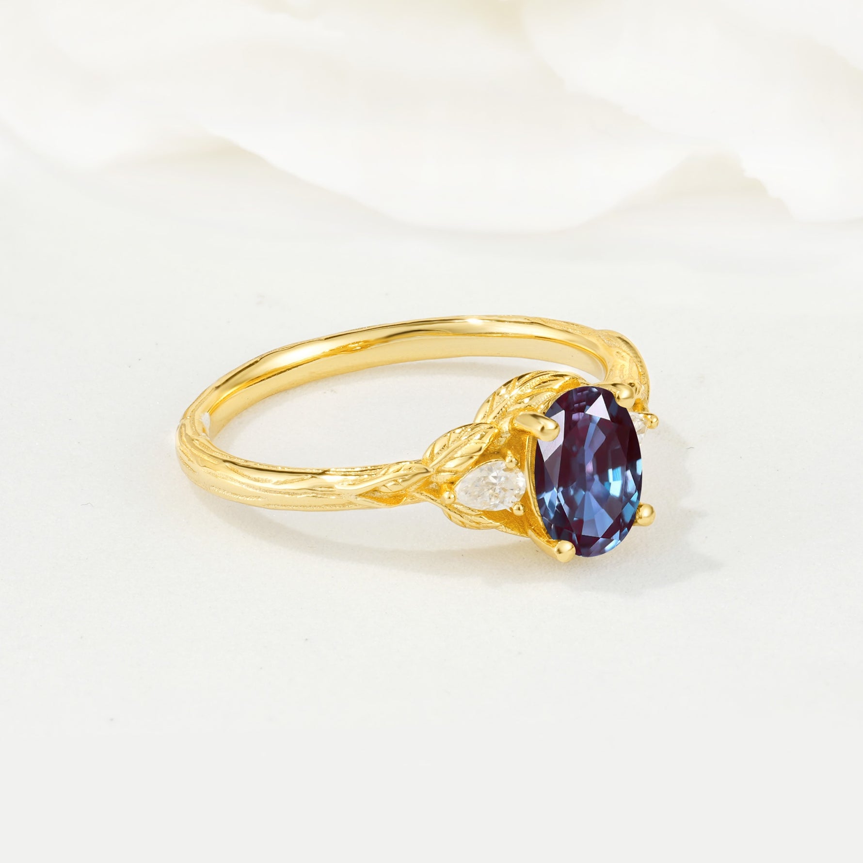 Nature Inspired Heart Cut Alexandrite Bridal Ring Set - Additional view