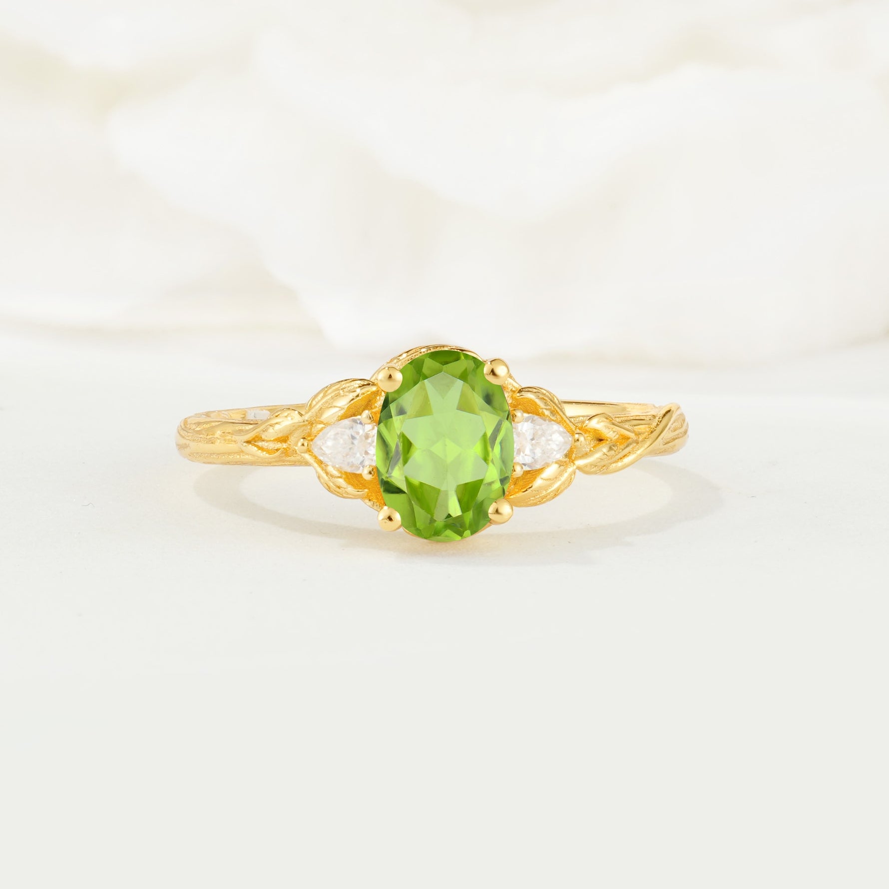 Nature Inspired Heart Cut Peridot Bridal Ring Set - Additional view