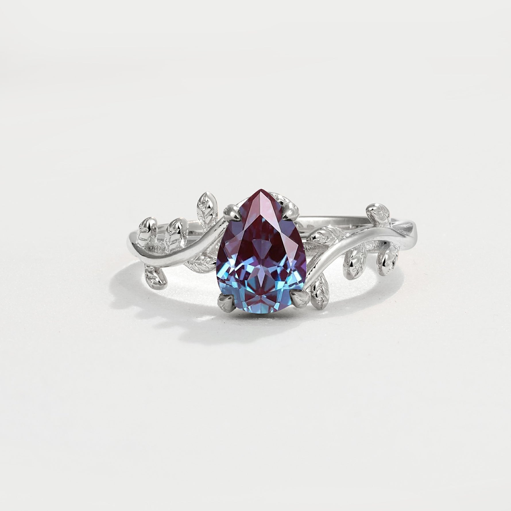 SR17493 Alexandrite Ring - Additional view