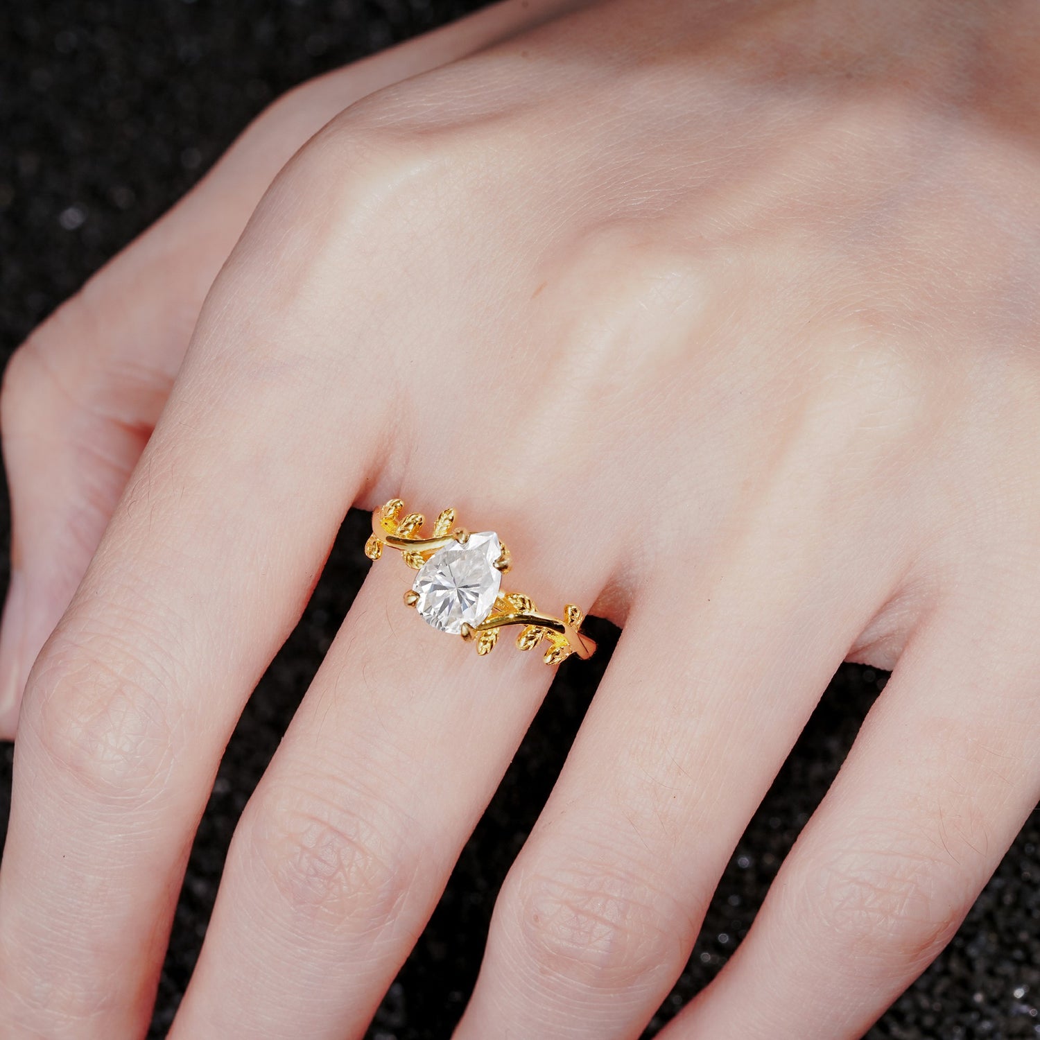 SR17493 Moissanite Ring - Rose-Gold