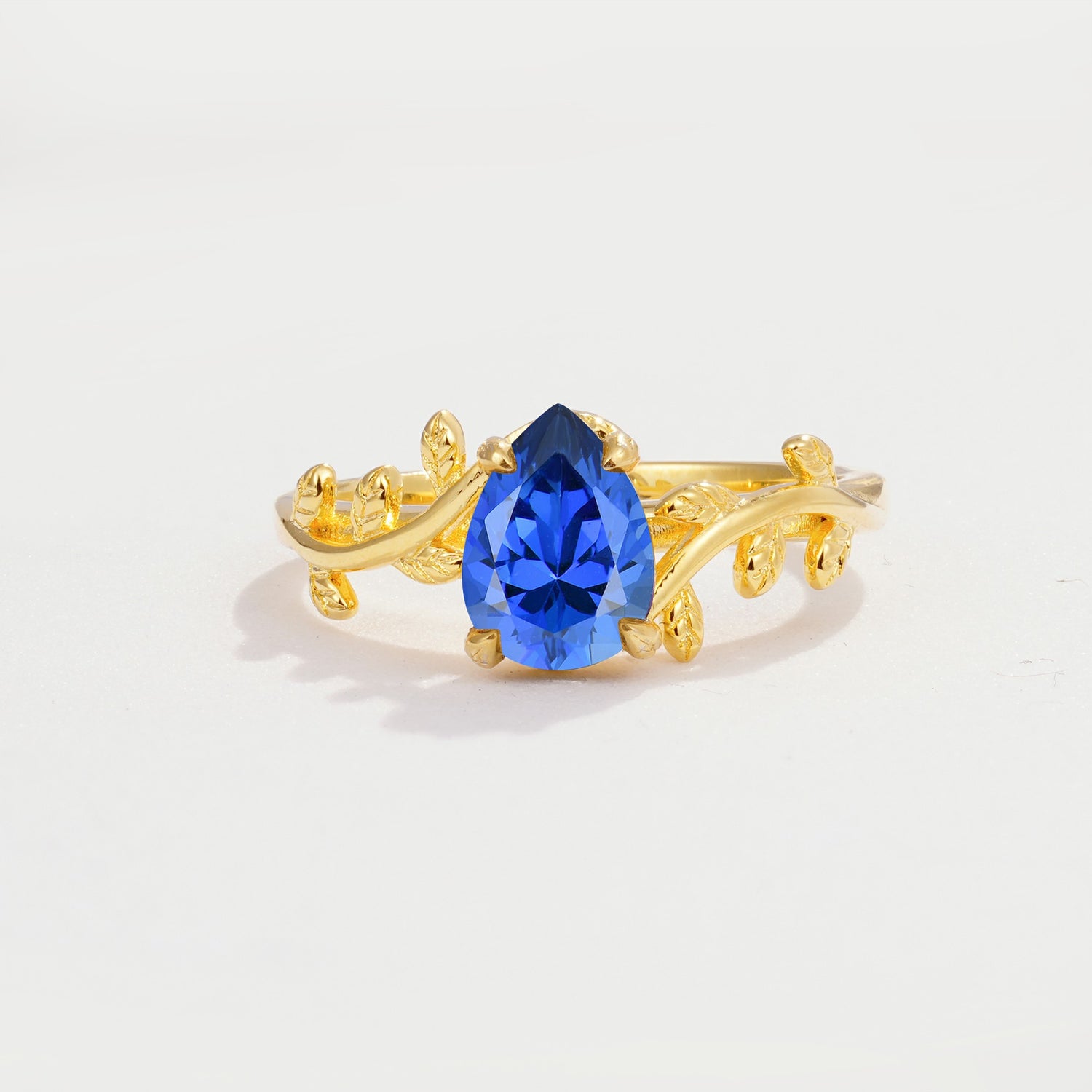 SR17493 Sapphire Ring - Yellow-Gold