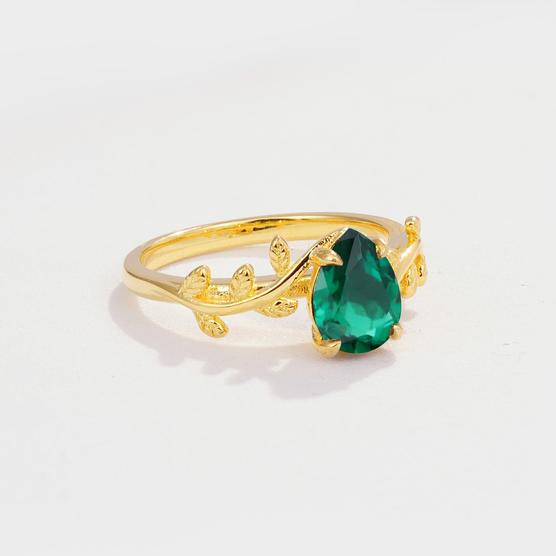 SR17493 Emerald Ring - White-Gold