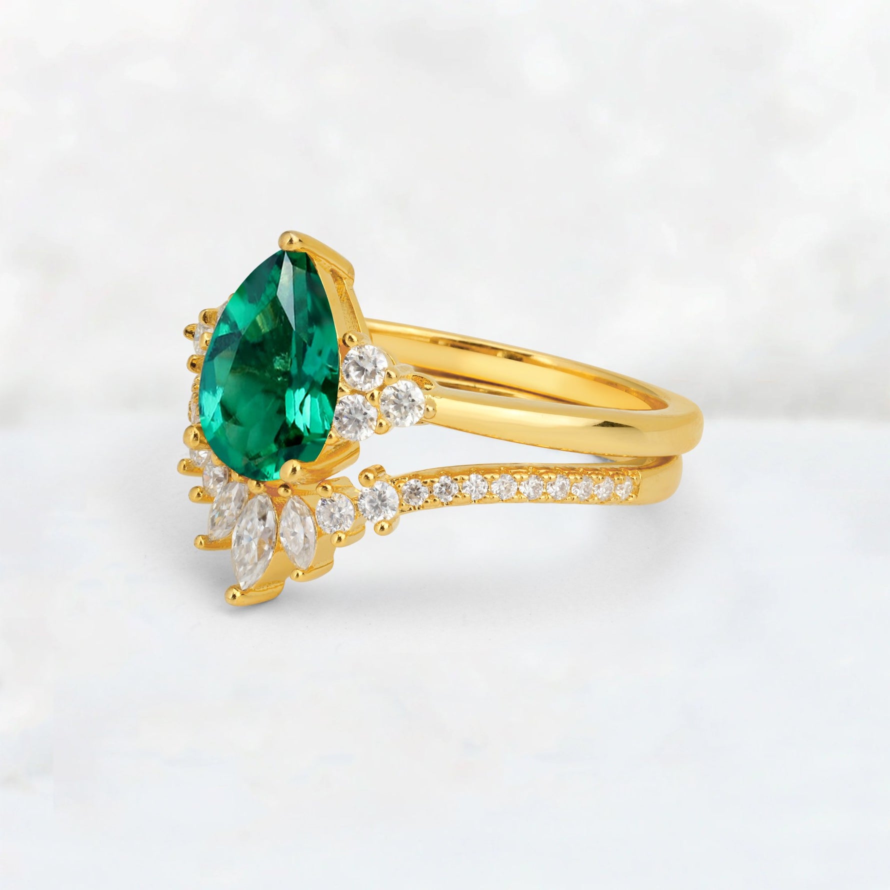 Pear Cut Emerald Floral Chevron Bridal Ring Set - Additional view