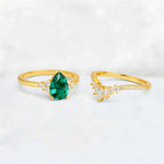 Pear Cut Emerald Floral Chevron Bridal Ring Set - Additional view
