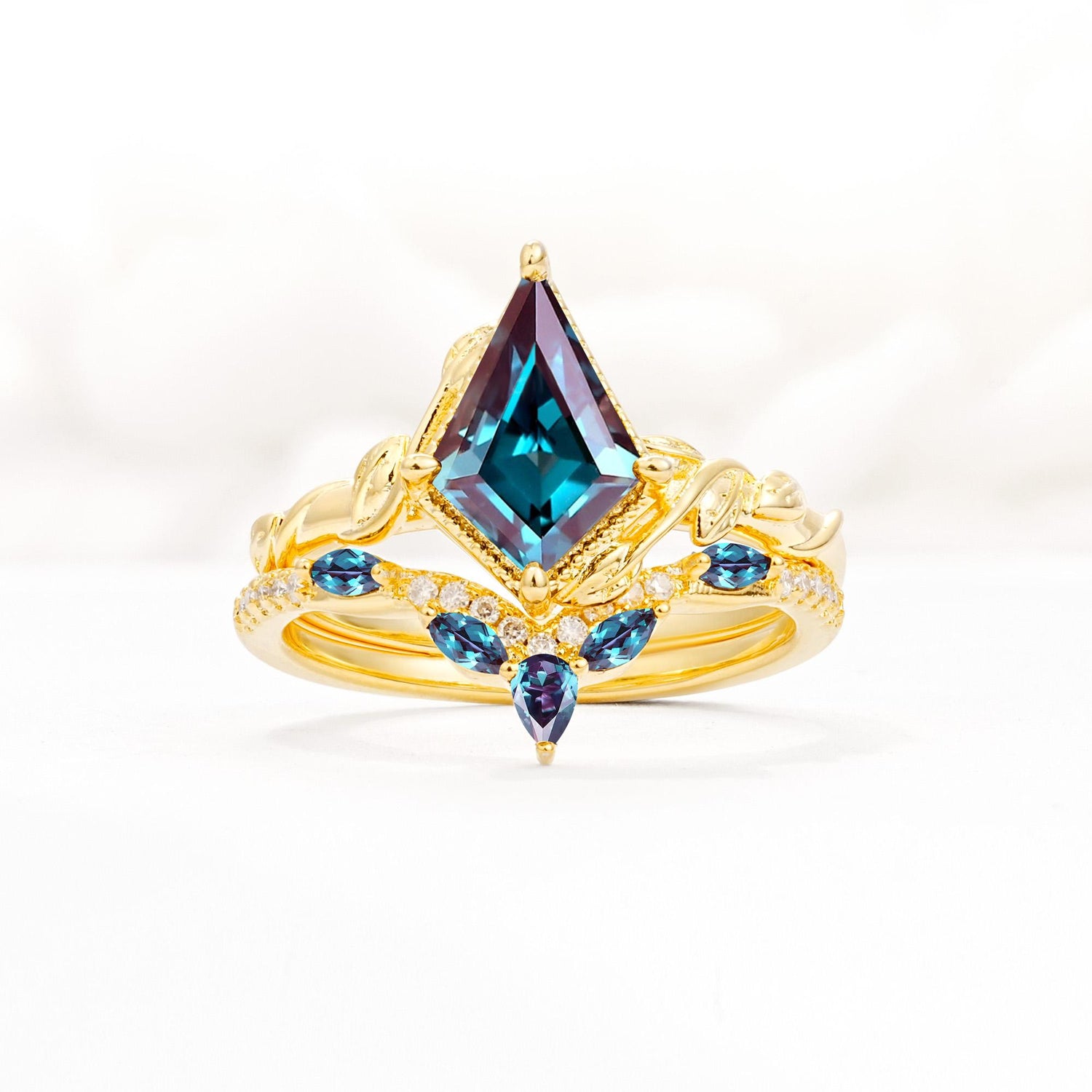 Nature-Inspired Kite Cut Alexandrite Bridal Set with Leaf Accents - Yellow-Gold