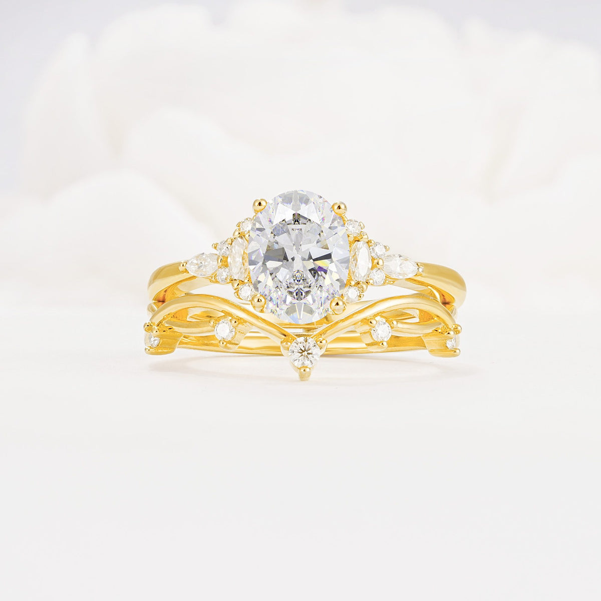 Oval Cut Moissanite Marquise Leaf Vine Bridal Ring Set - Yellow-Gold