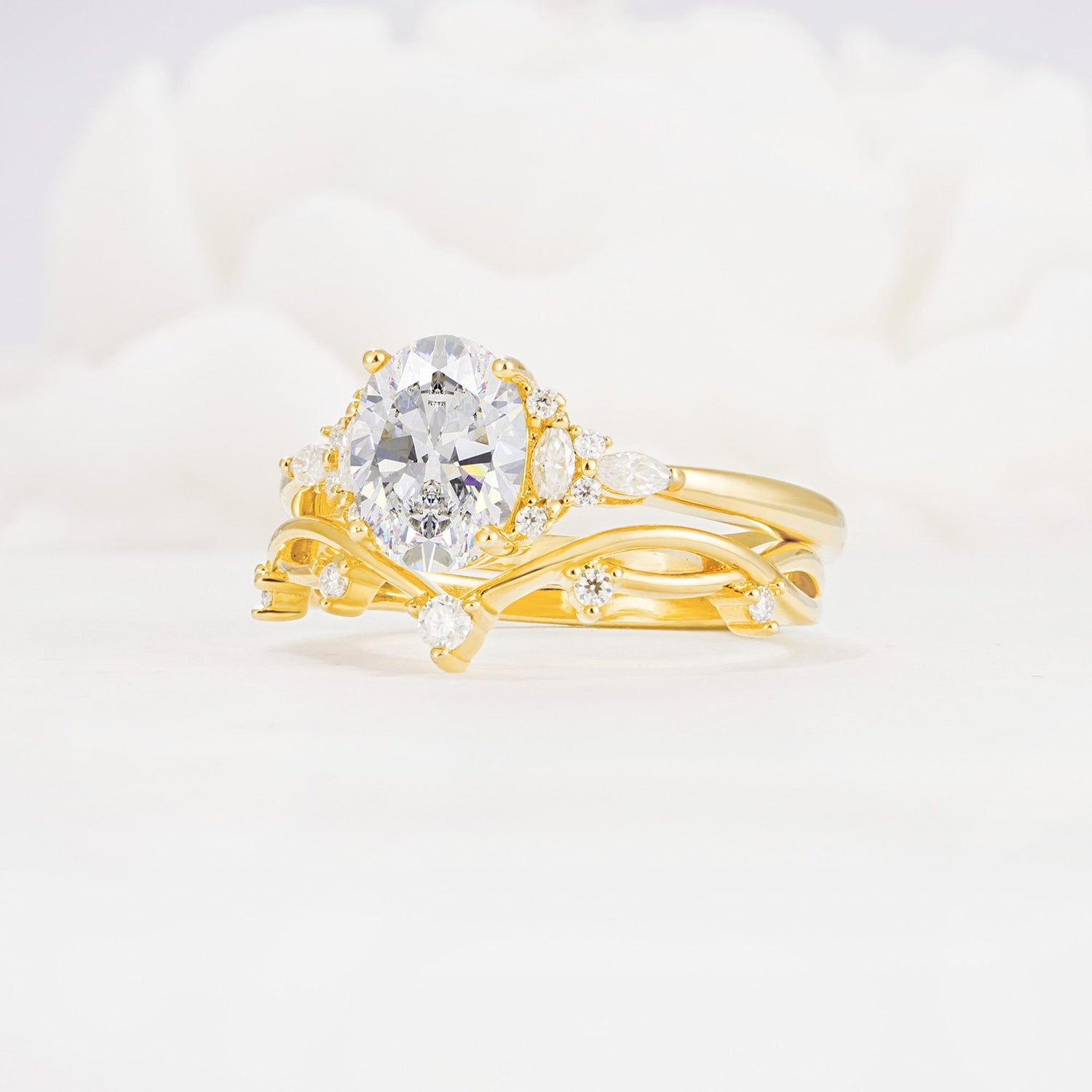 Oval Cut Moissanite Marquise Leaf Vine Bridal Ring Set - Rose-Gold