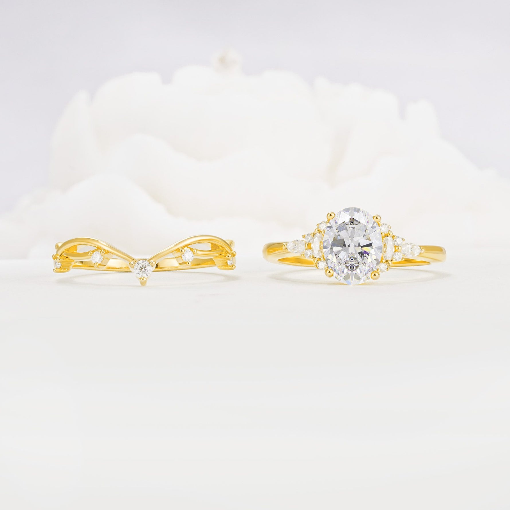 Oval Cut Moissanite Marquise Leaf Vine Bridal Ring Set - White-Gold