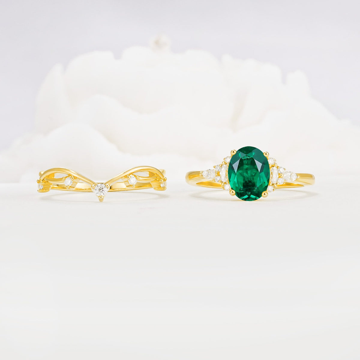 Oval Cut Emerald Marquise Leaf Vine Bridal Ring Set - White-Gold