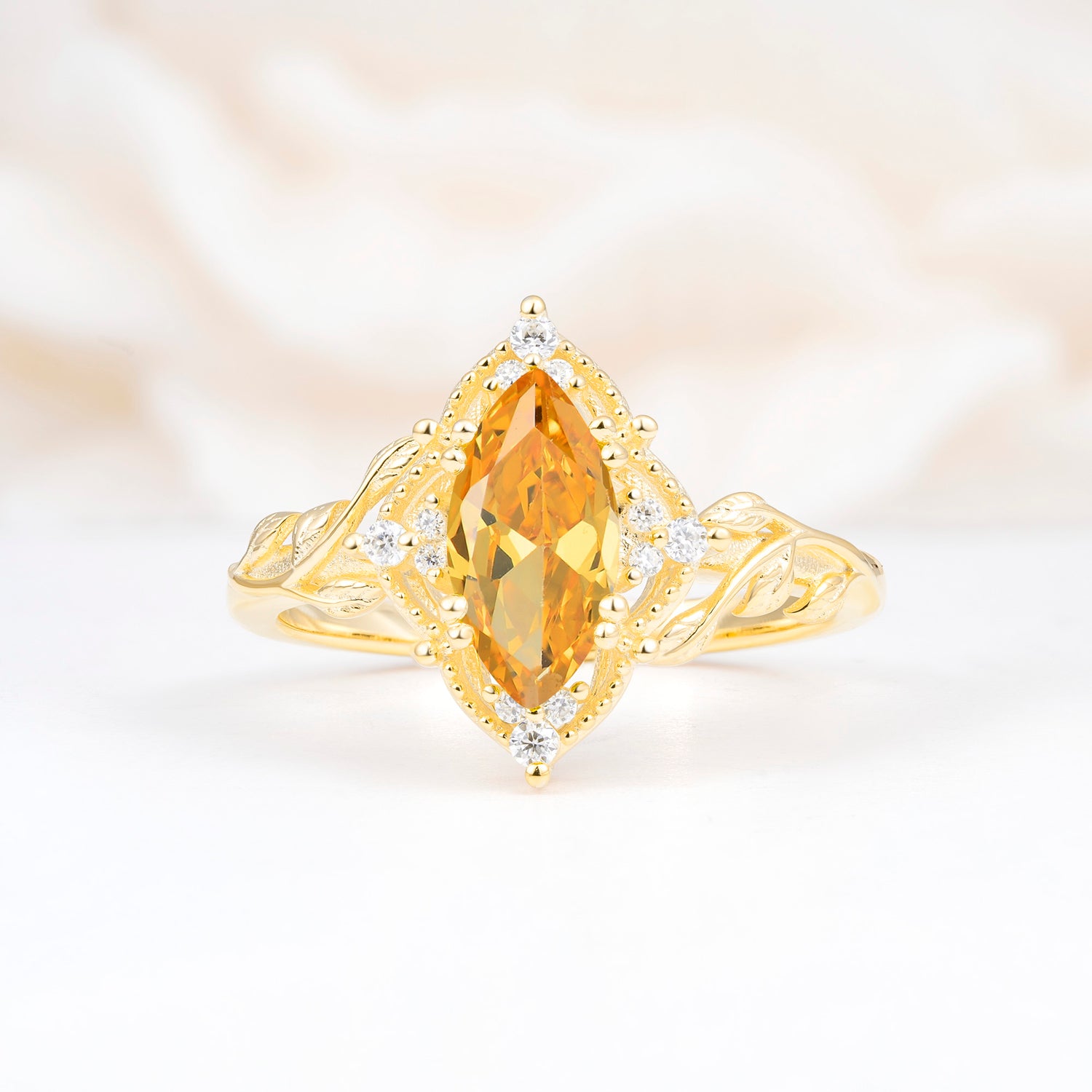 SR17577 Citrine Ring - Yellow-Gold