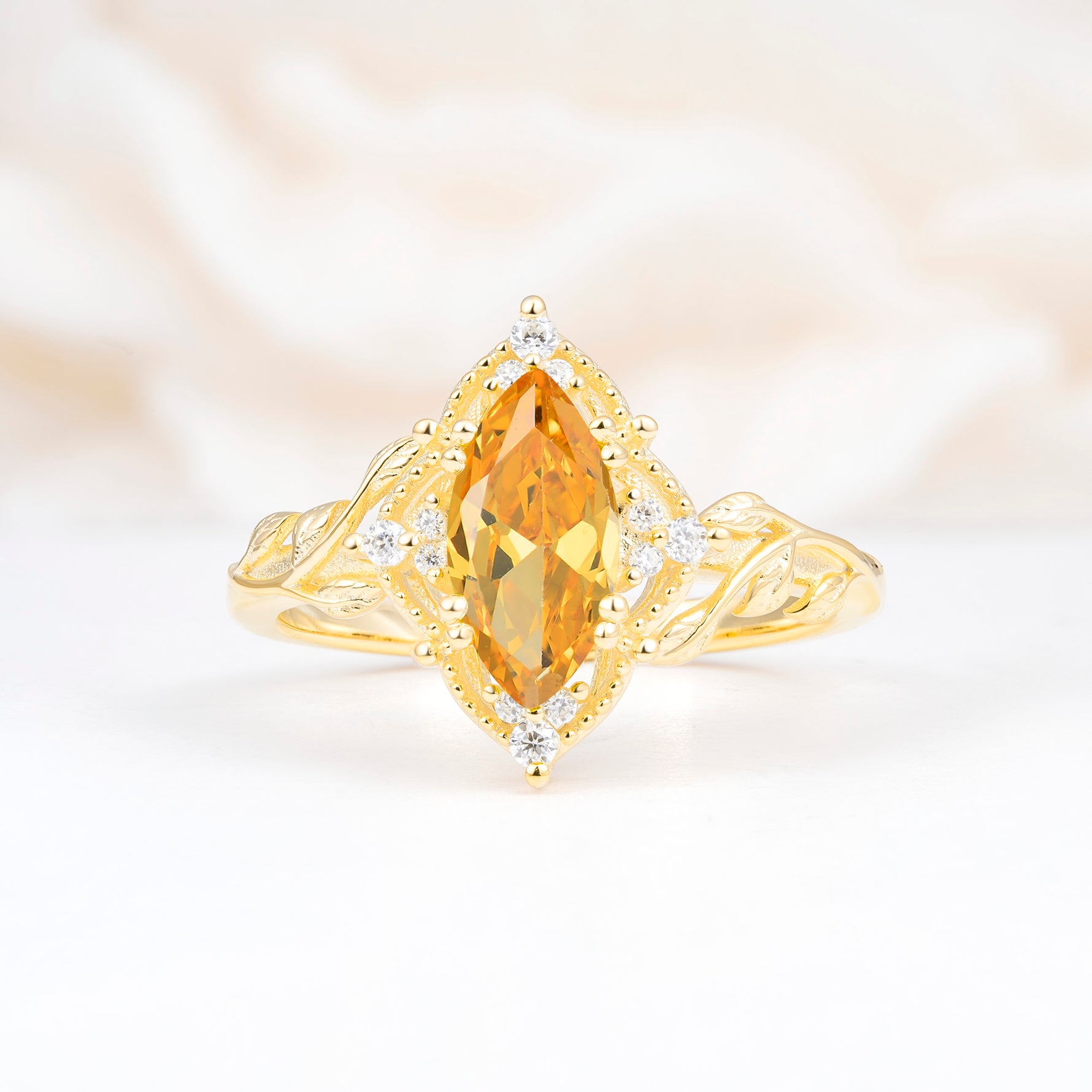 SR17577 Citrine Ring - Yellow-Gold