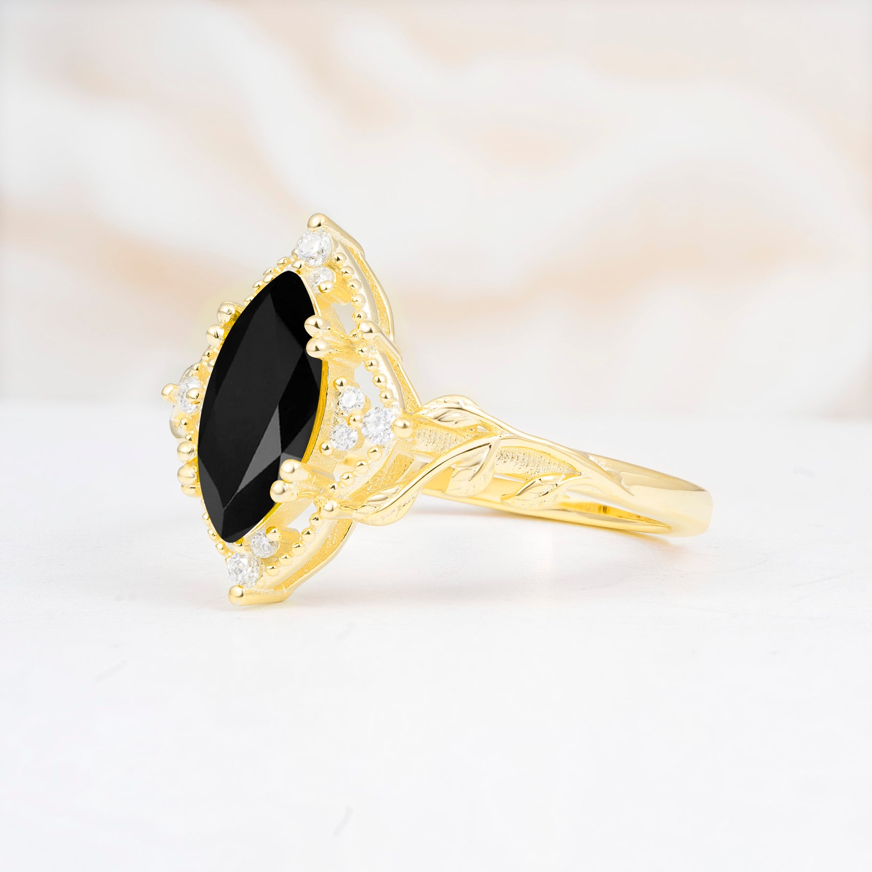 SR17577 Black Onyx Ring - White-Gold
