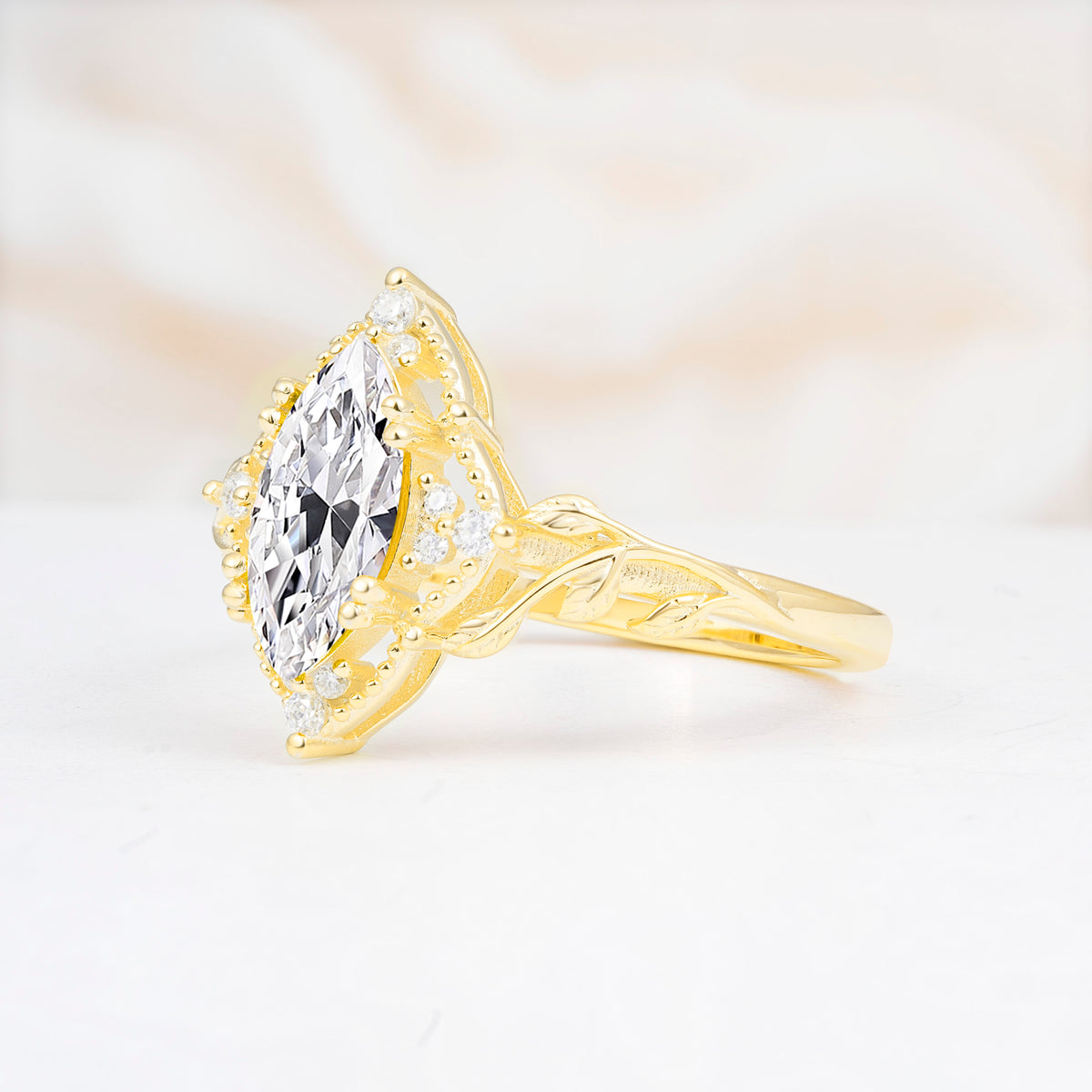 SR17577 Lab Diamond Ring - White-Gold