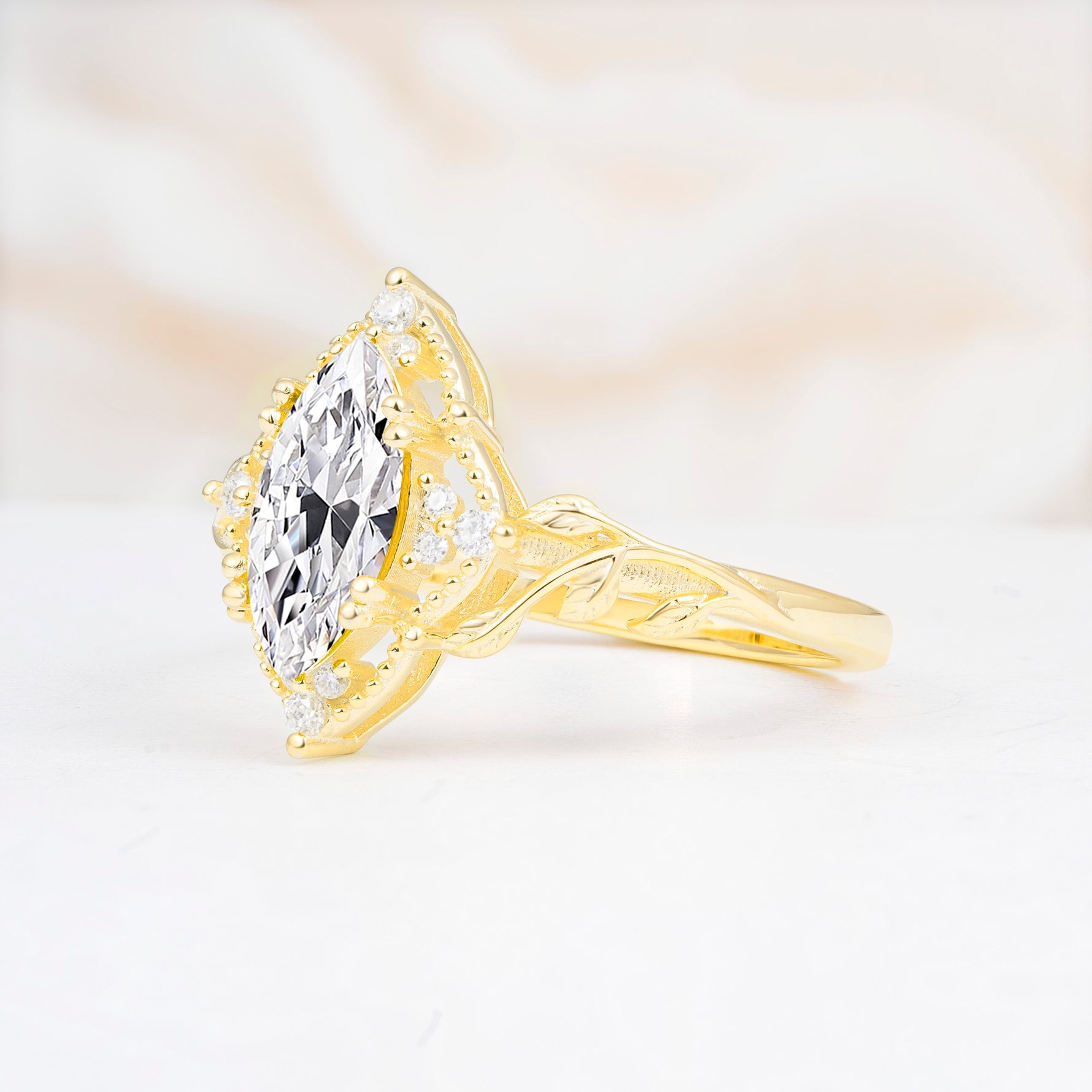 SR17577 Lab Diamond Ring - White-Gold