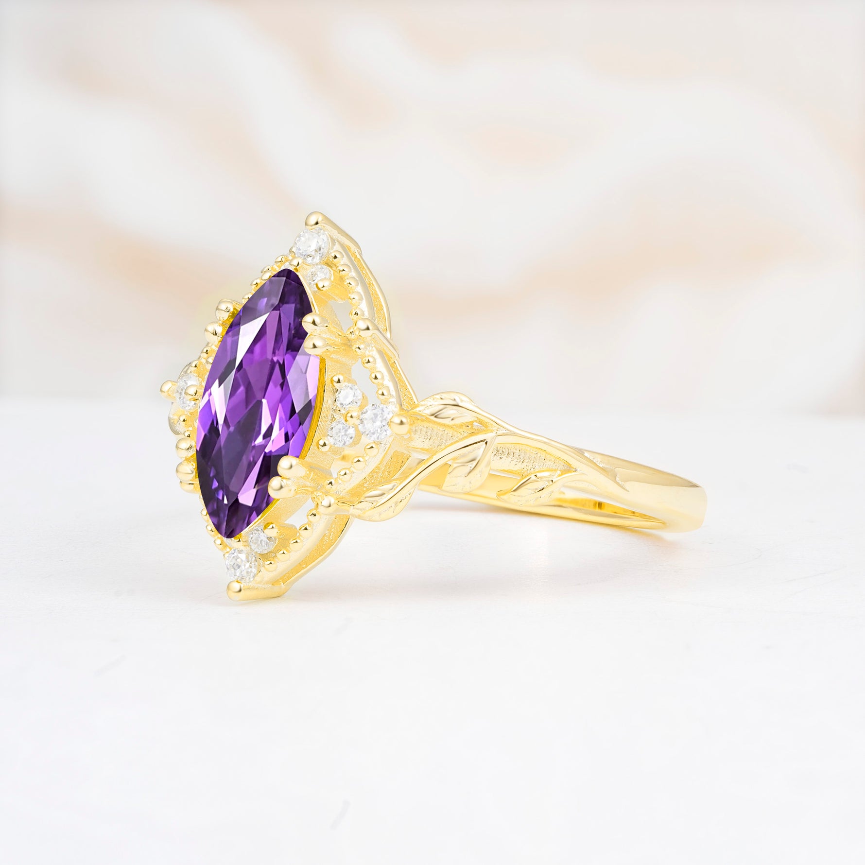 SR17577 Amethyst Ring - White-Gold