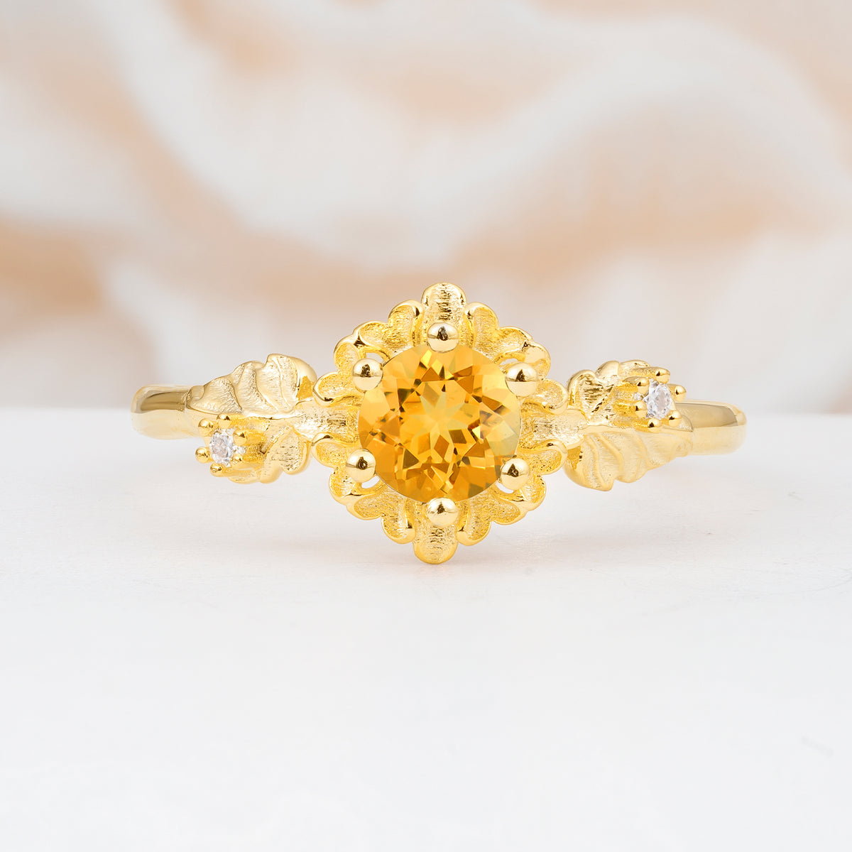 SR17583 Citrine Ring - Yellow-Gold