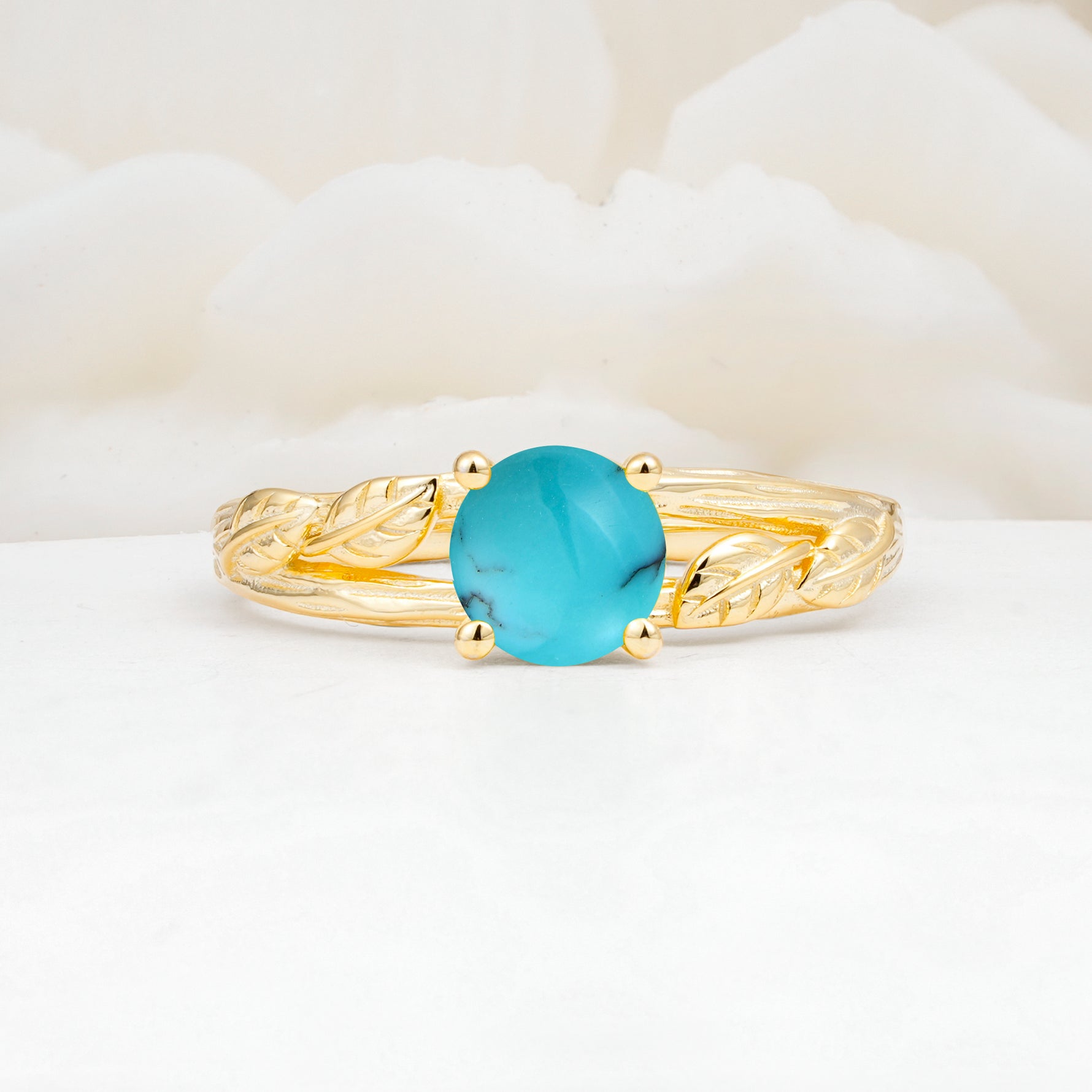 SR17587 Turquoise Ring - Yellow-Gold