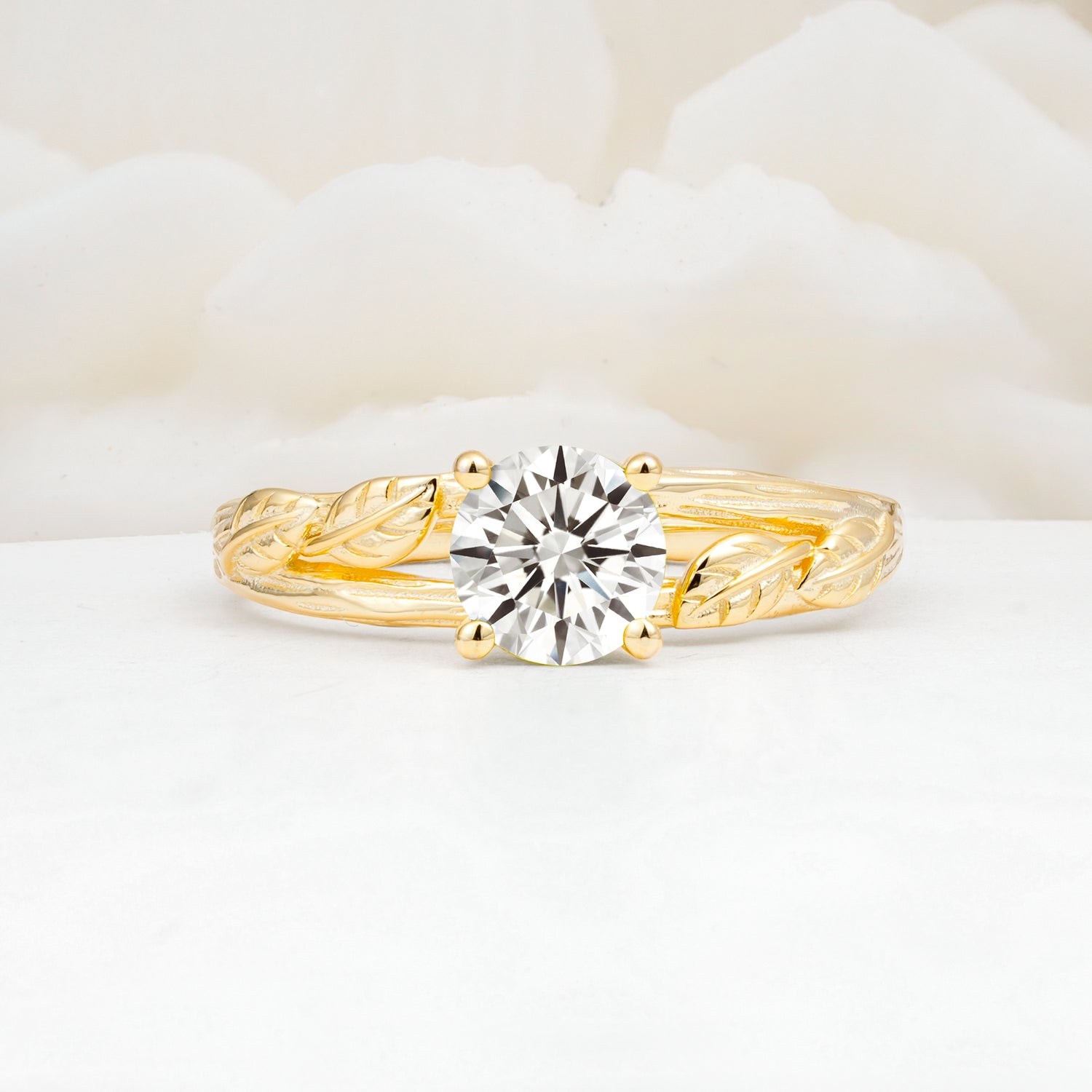 SR17587 Lab Diamond Ring - Yellow-Gold