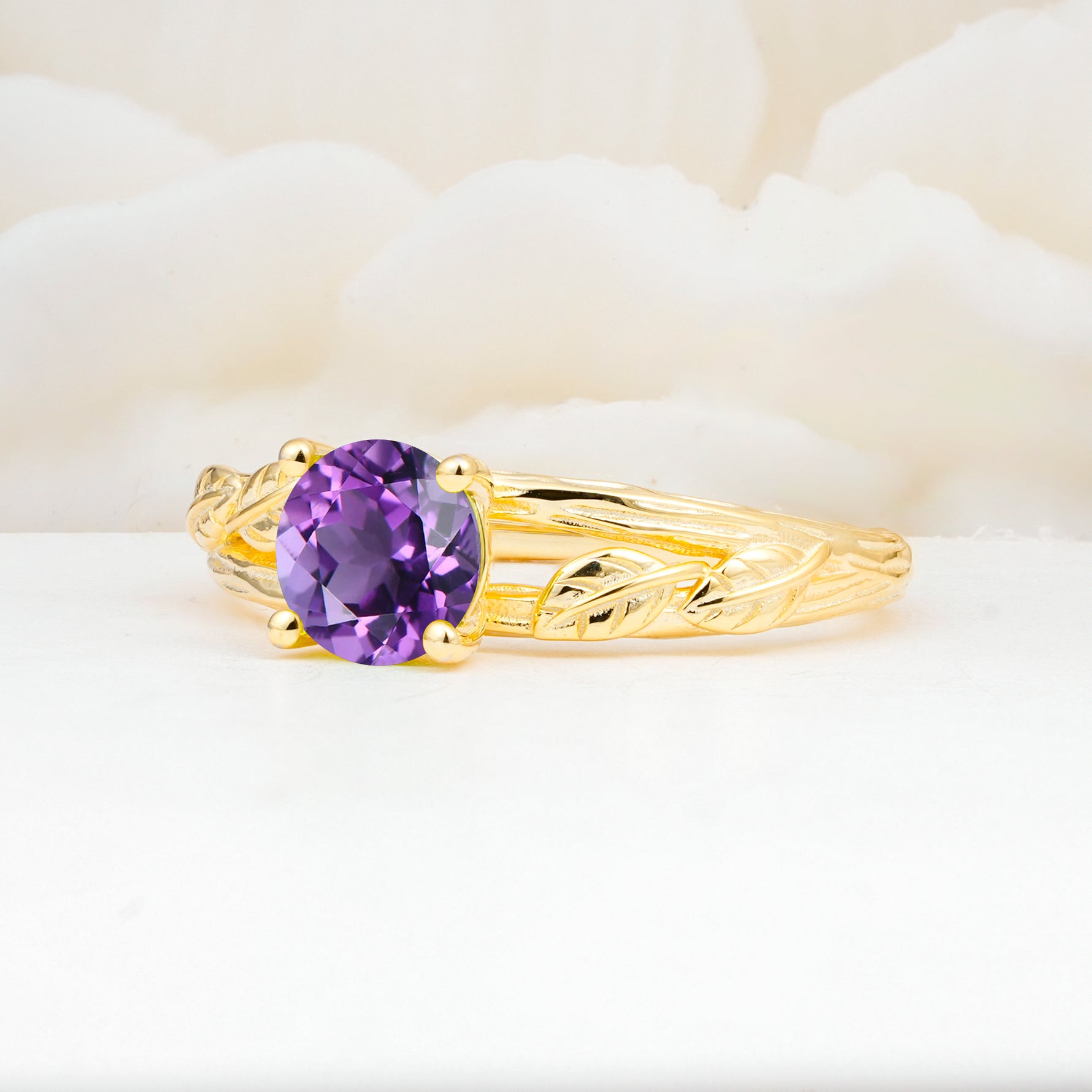 SR17587 Amethyst Ring - White-Gold