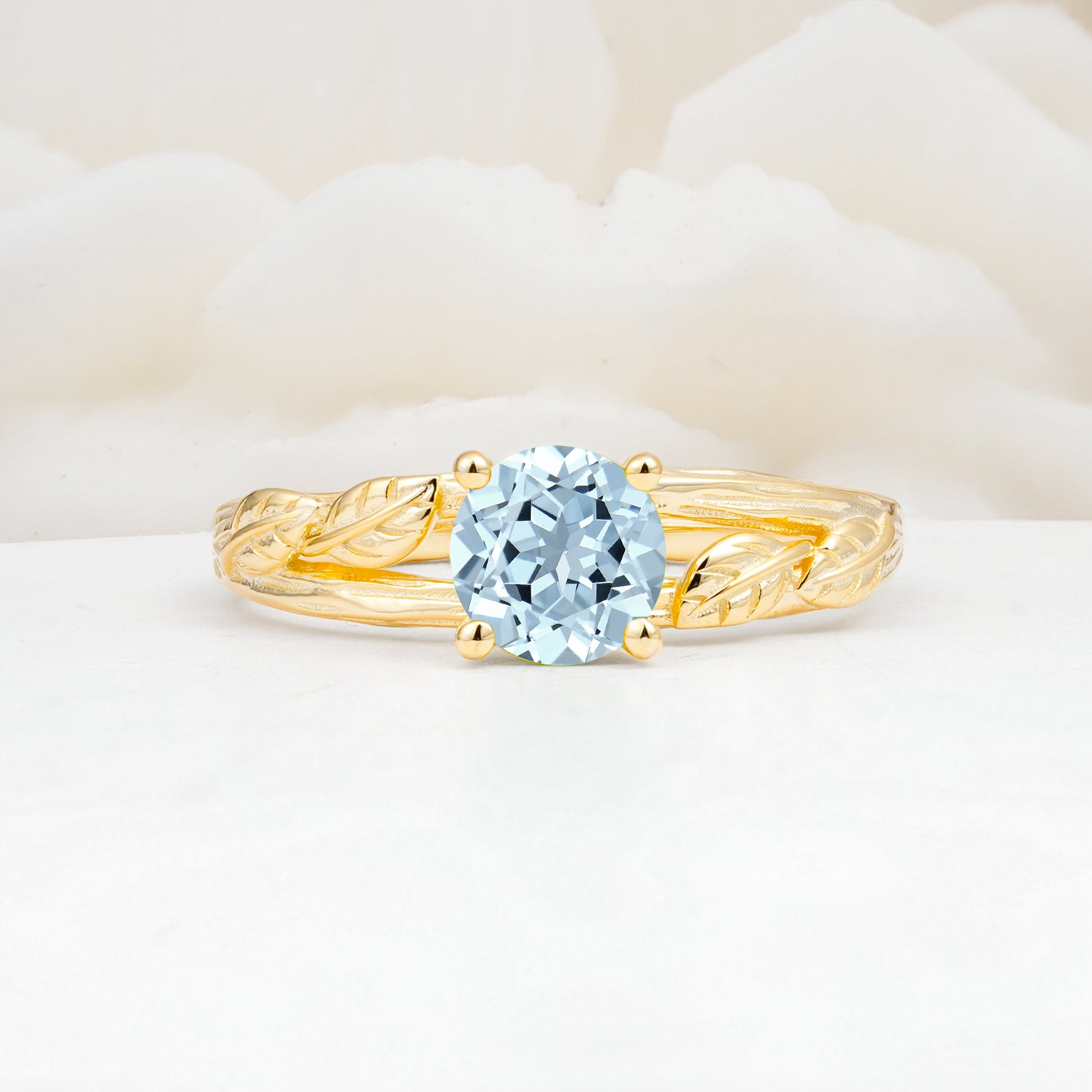 SR17587 Aquamarine Ring - Yellow-Gold