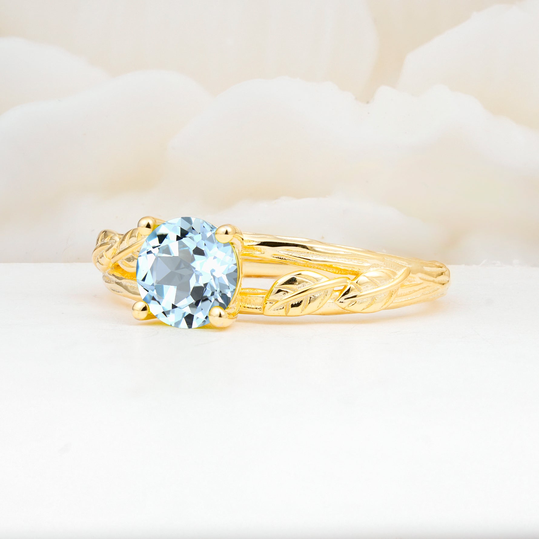 SR17587 Aquamarine Ring - White-Gold