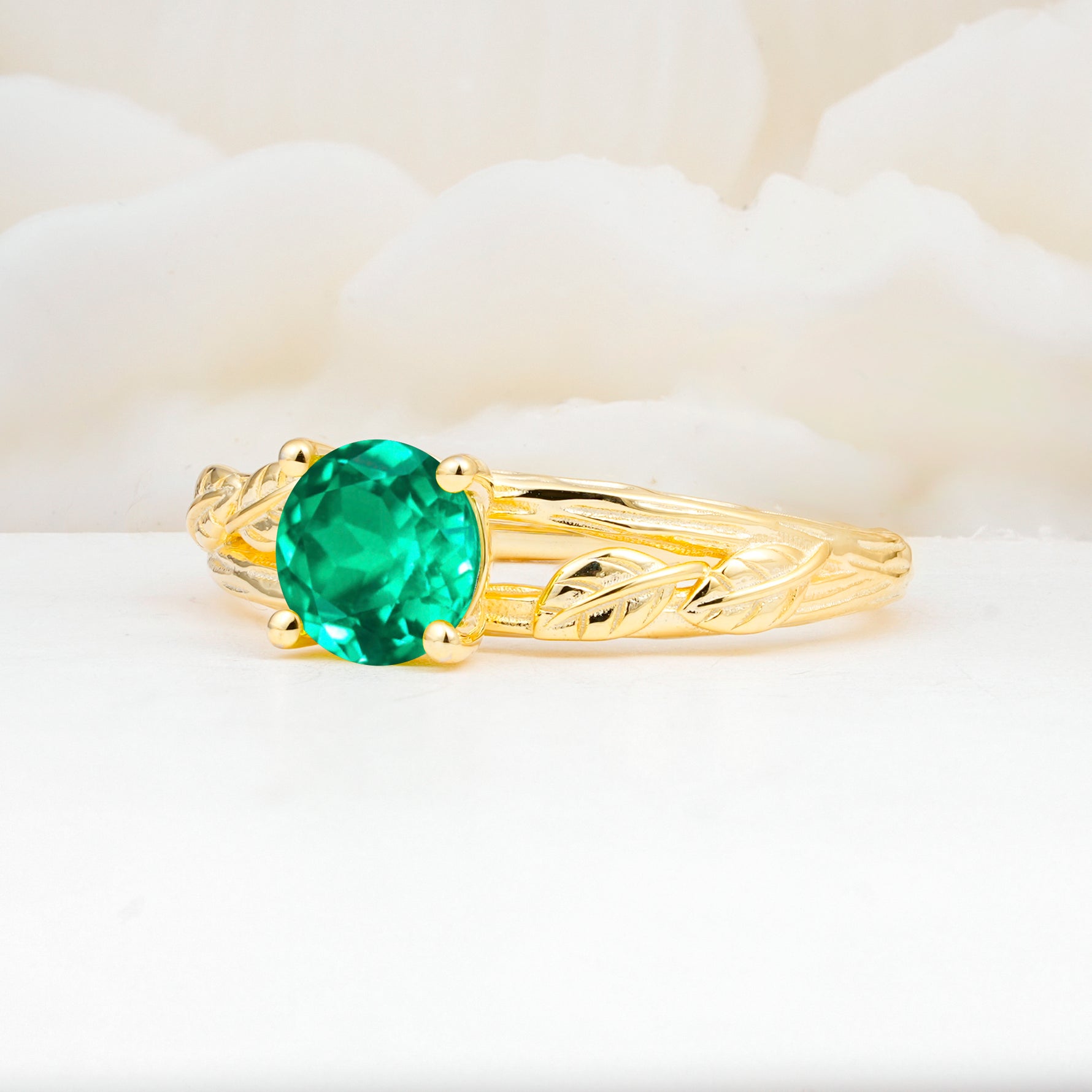 SR17587 Emerald Ring - White-Gold