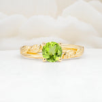 SR17587 Peridot Ring - Yellow-Gold