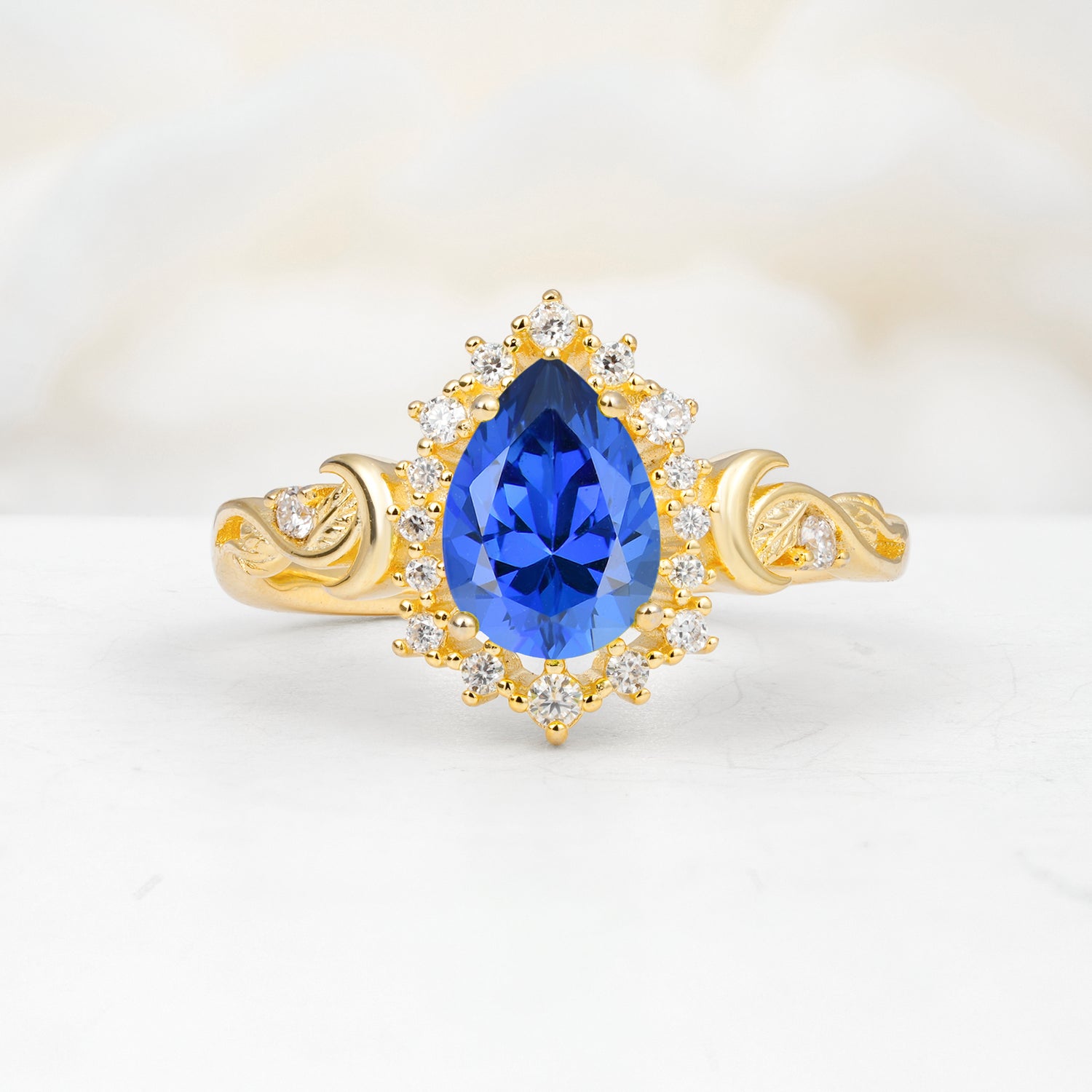 SR17590 Sapphire Ring - Yellow-Gold