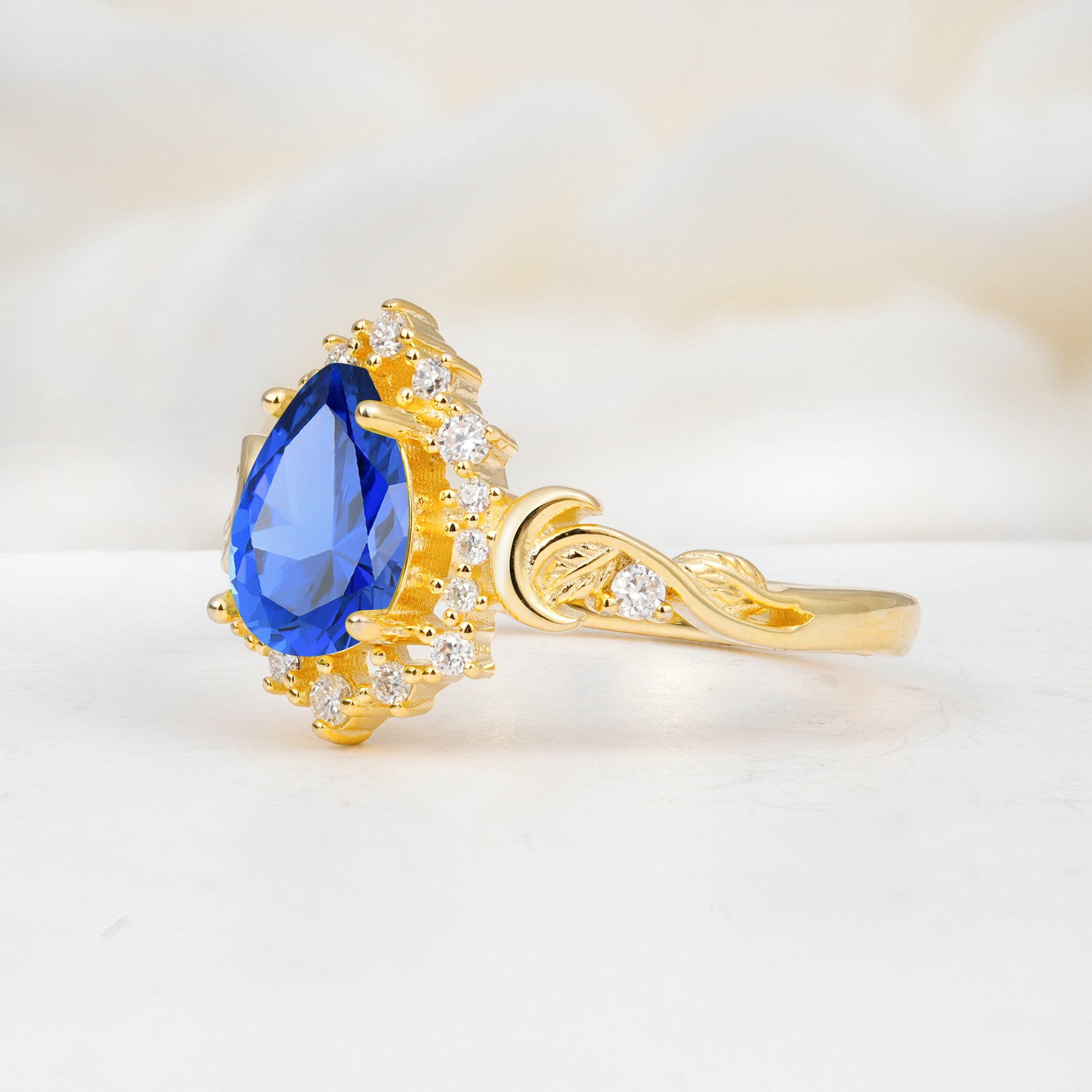 SR17590 Sapphire Ring - White-Gold