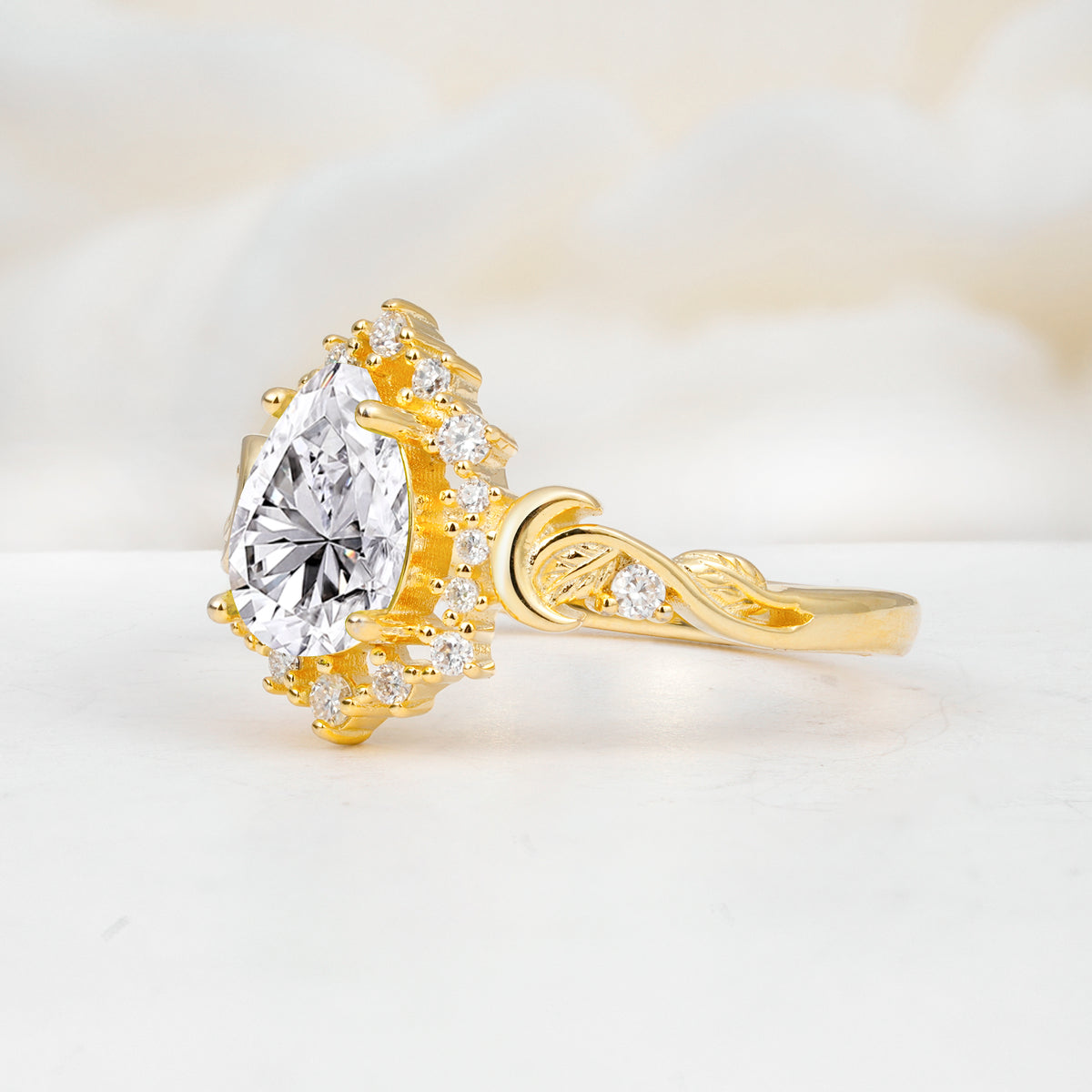 SR17590 Lab Diamond Ring - White-Gold
