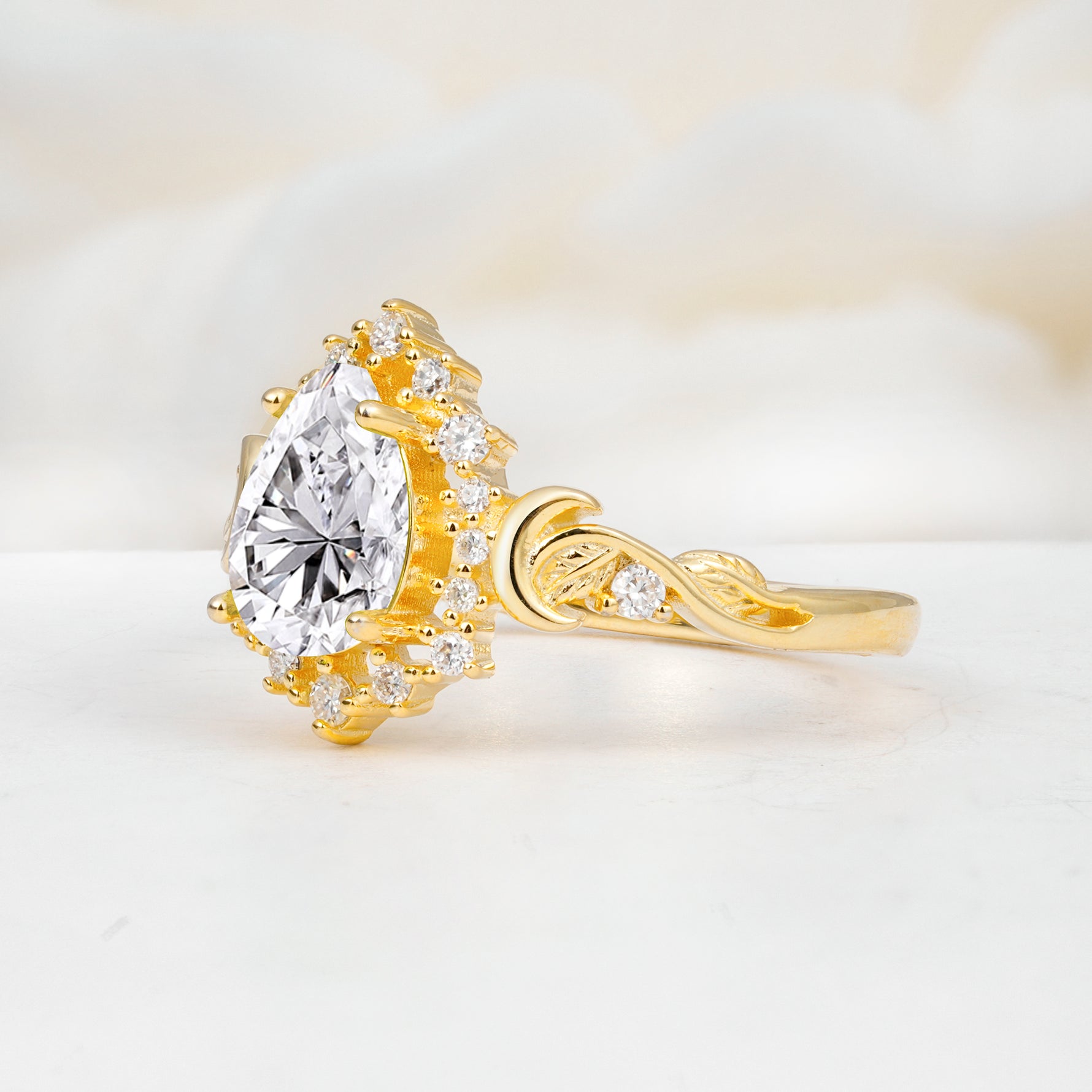 SR17590 Lab Diamond Ring - White-Gold