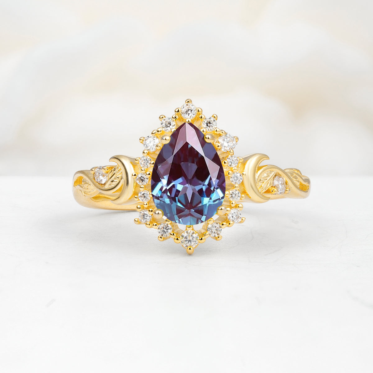 SR17590 Alexandrite Ring - Yellow-Gold