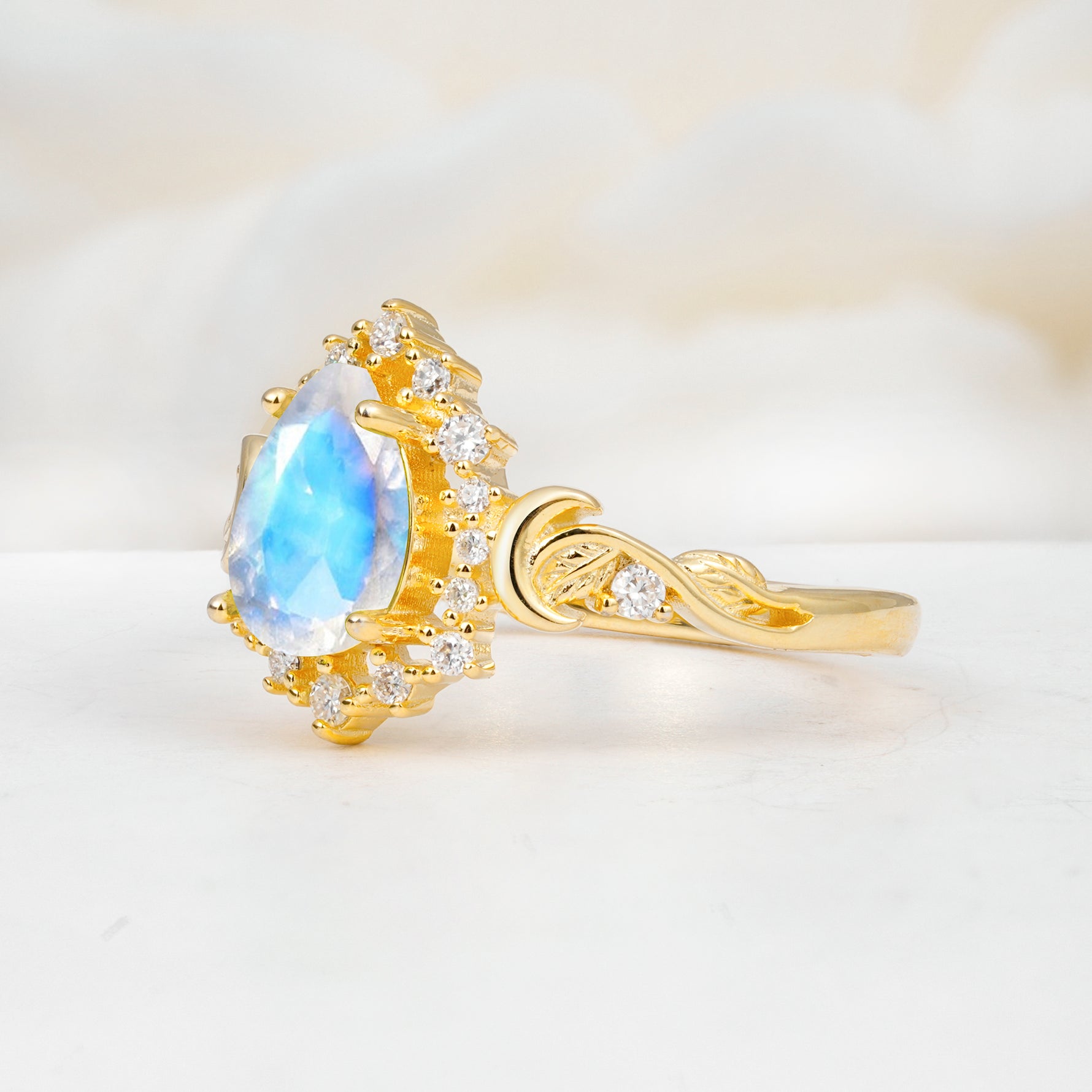 SR17590 Moonstone Ring - White-Gold