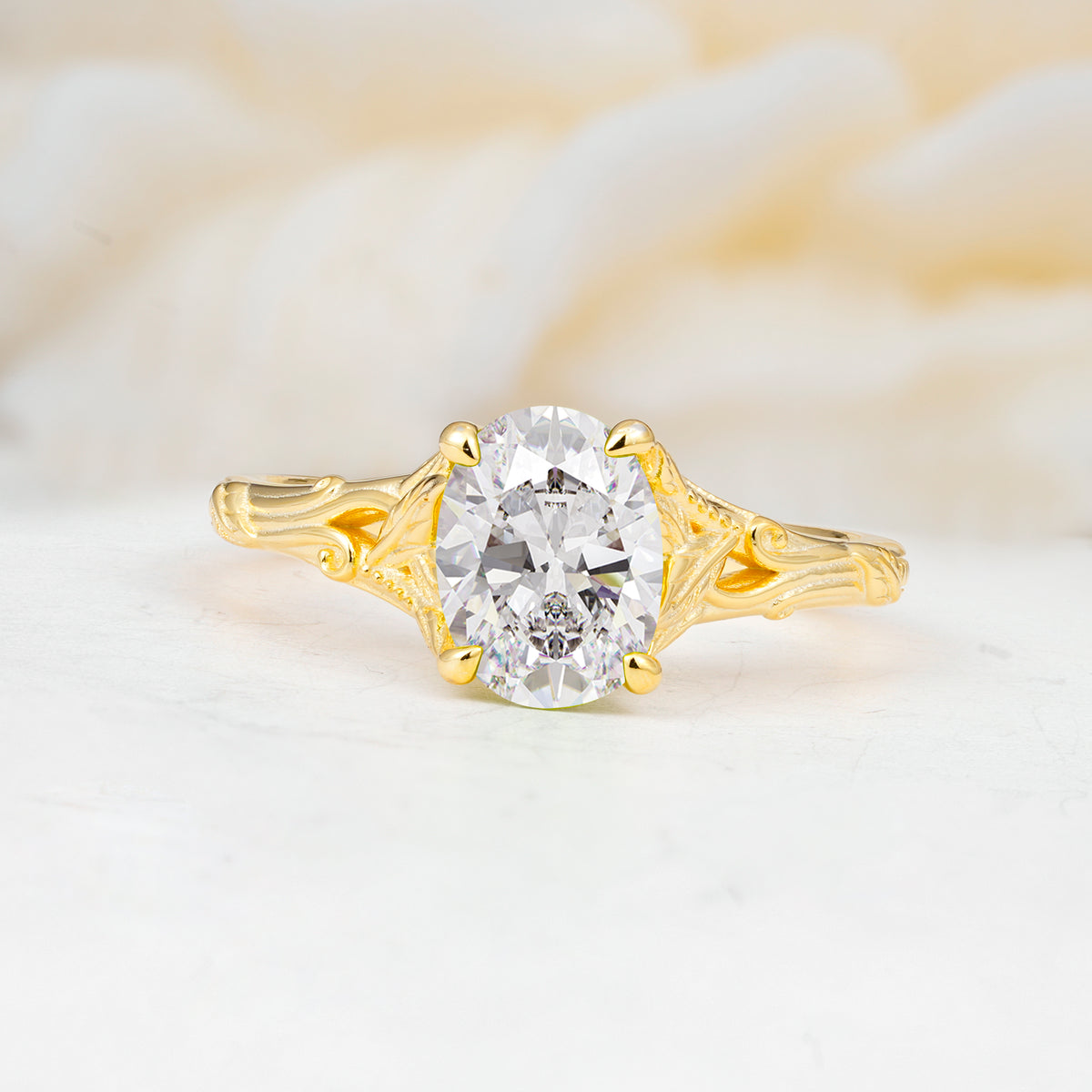 SR17592 Moissanite Ring - Yellow-Gold