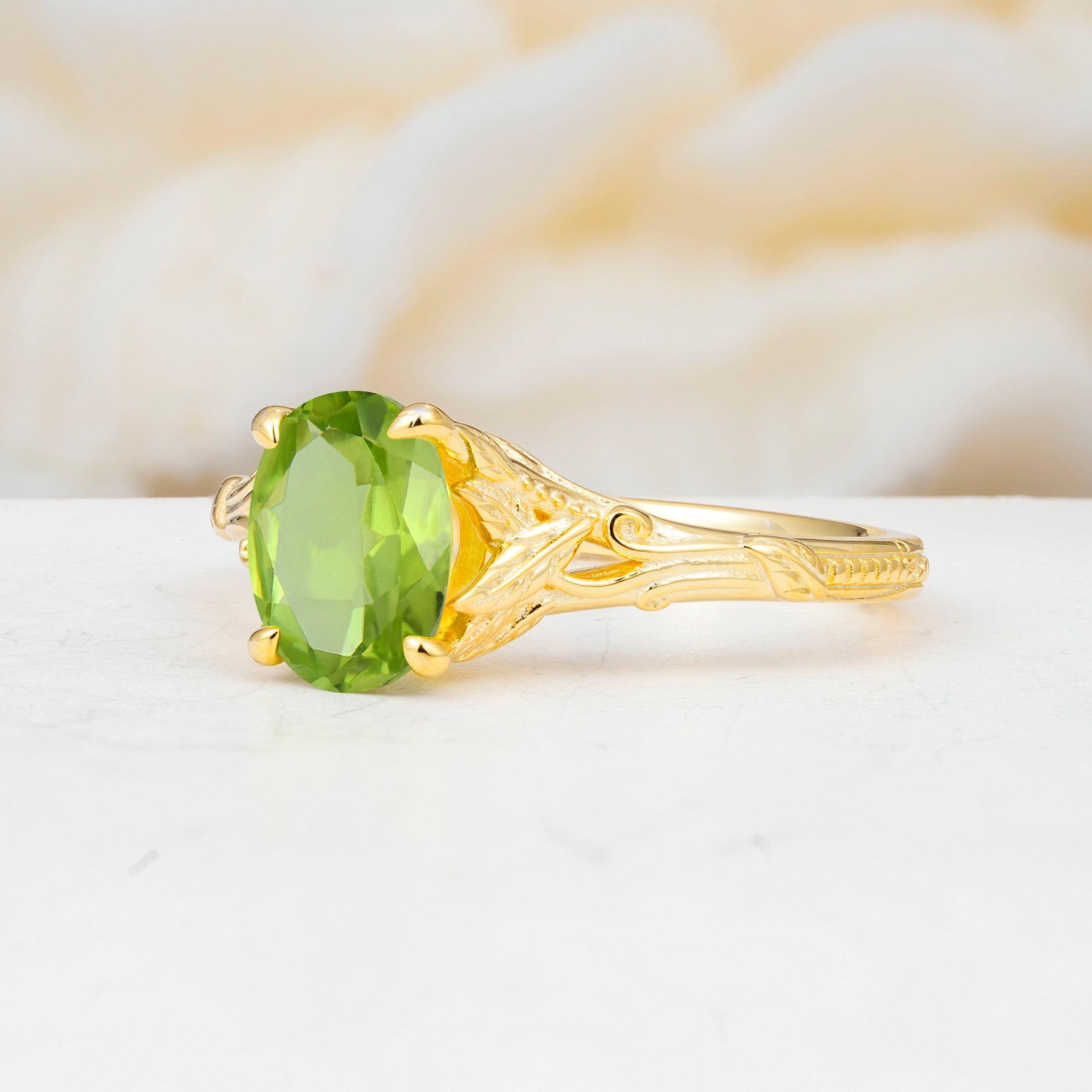 SR17592 Peridot Ring - White-Gold