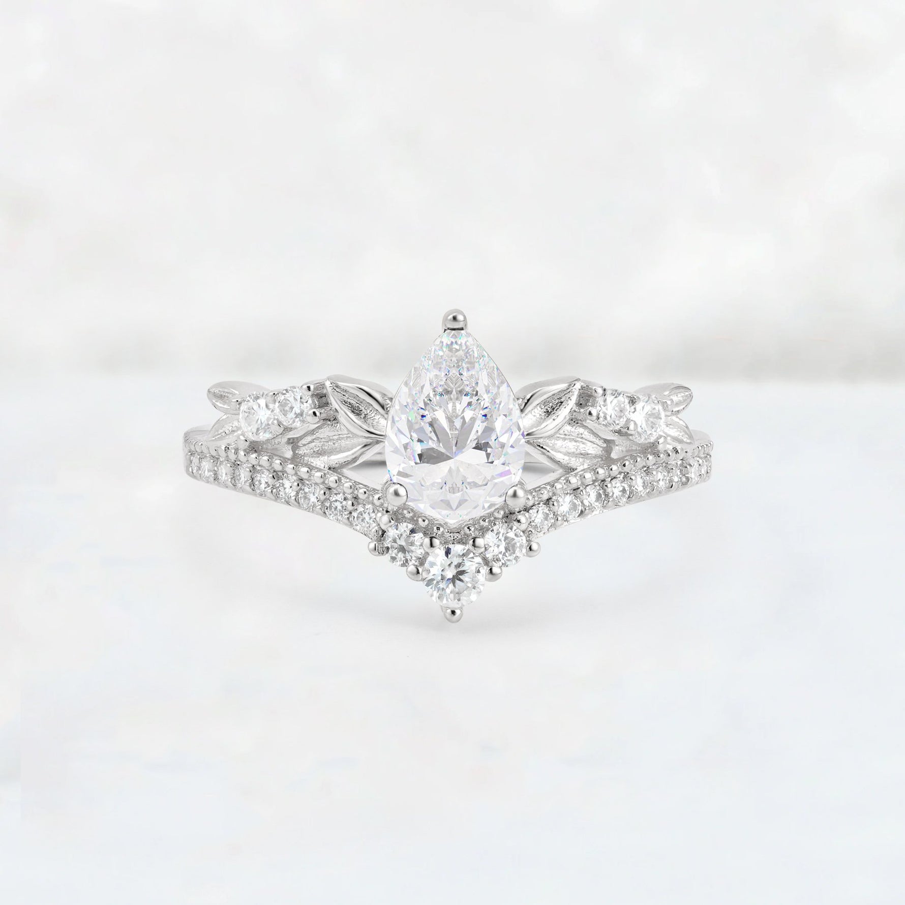 Pear Cut Moissanite Leaf Chevron Bridal Ring Set - Additional view