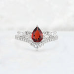 Pear Cut Garnet Leaf Chevron Bridal Ring Set - Additional view
