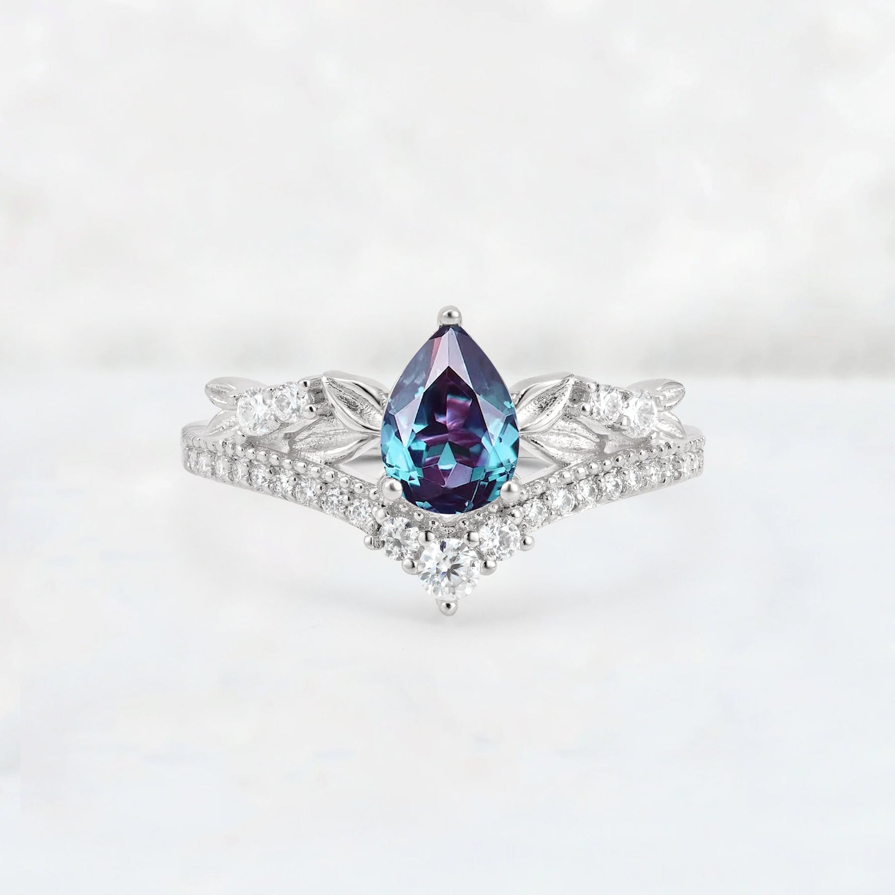 Pear Cut Alexandrite Leaf Chevron Bridal Ring Set - Additional view