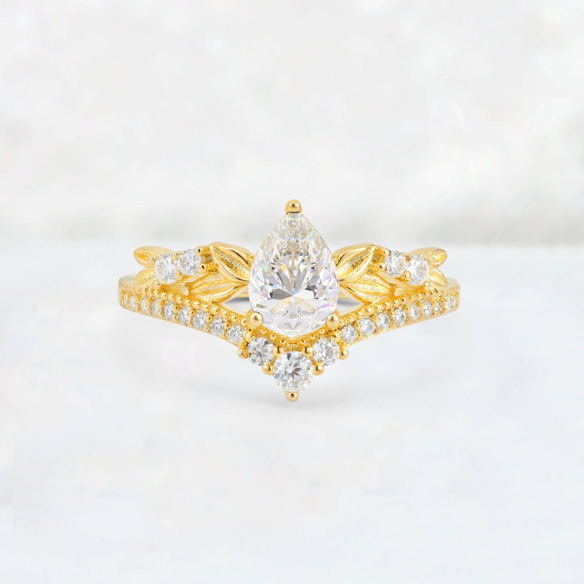 Pear Cut Moissanite Leaf Chevron Bridal Ring Set - Additional view