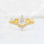 Pear Cut Moissanite Leaf Chevron Bridal Ring Set - Additional view