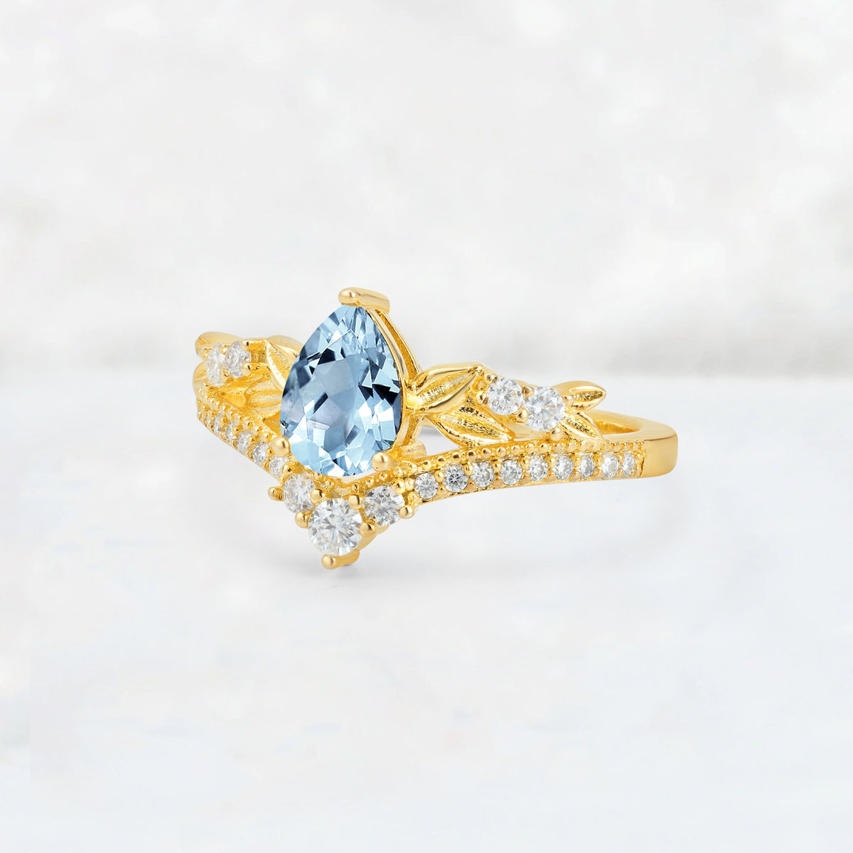 Pear Cut Aquamarine Leaf Chevron Bridal Ring Set - Additional view
