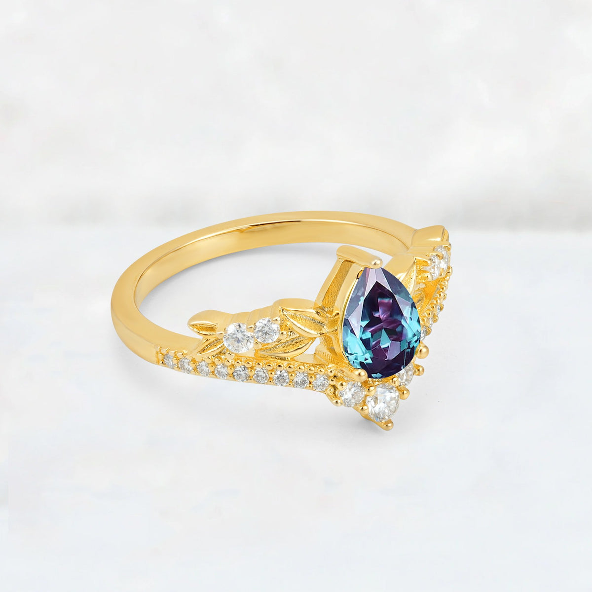 Pear Cut Alexandrite Leaf Chevron Bridal Ring Set - Additional view