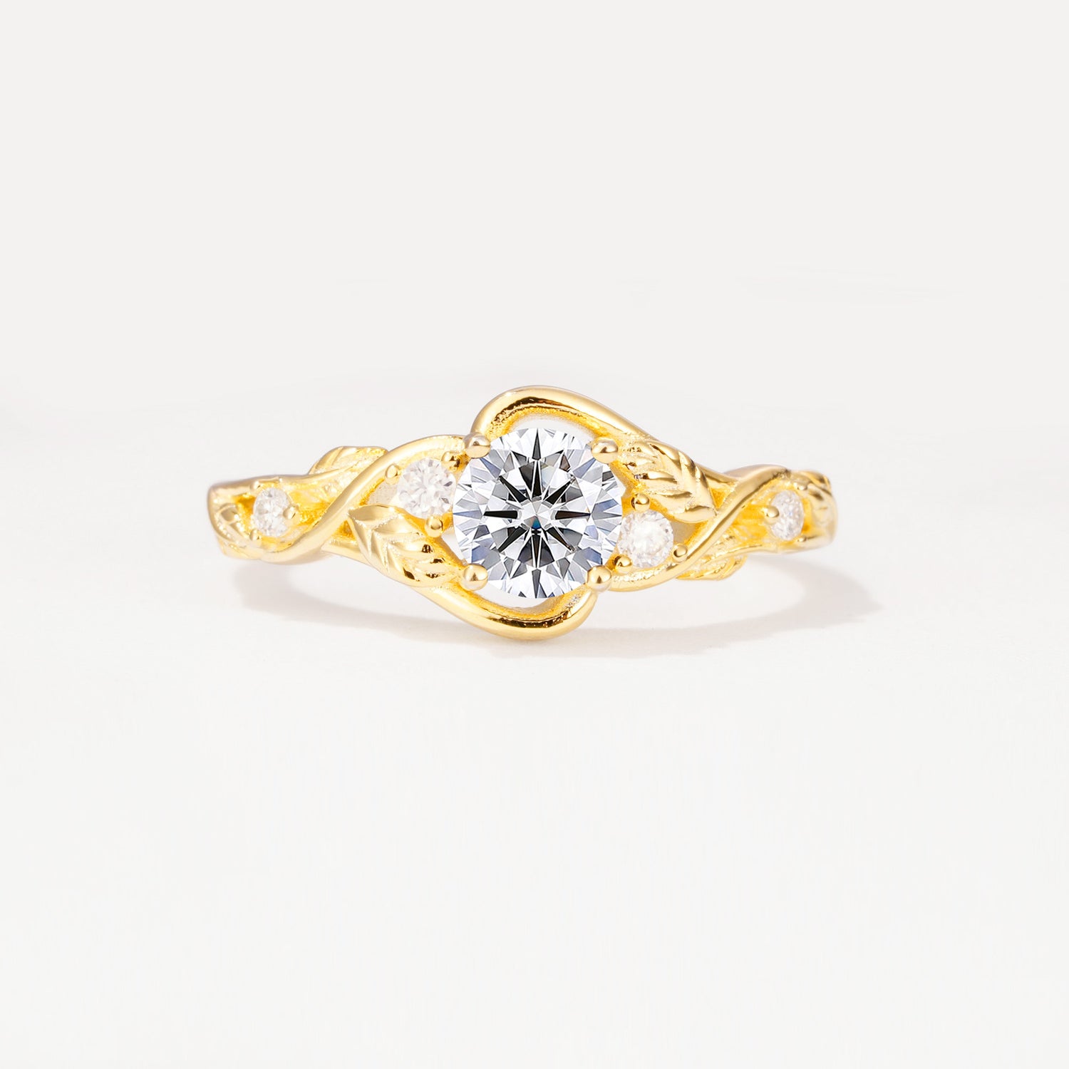 SR17596 Lab Diamond Ring - Yellow-Gold